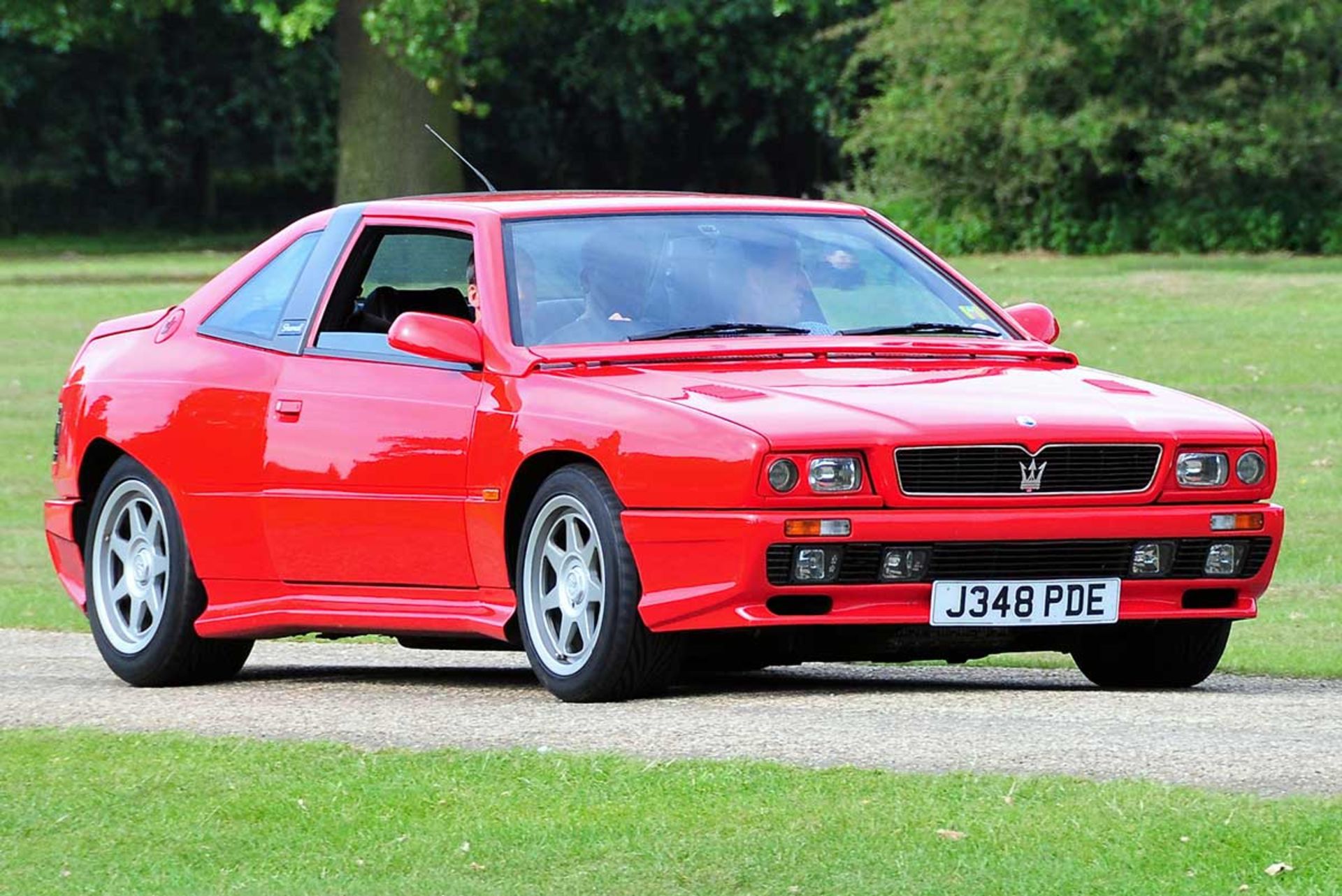 Maserati-Shamal-1
