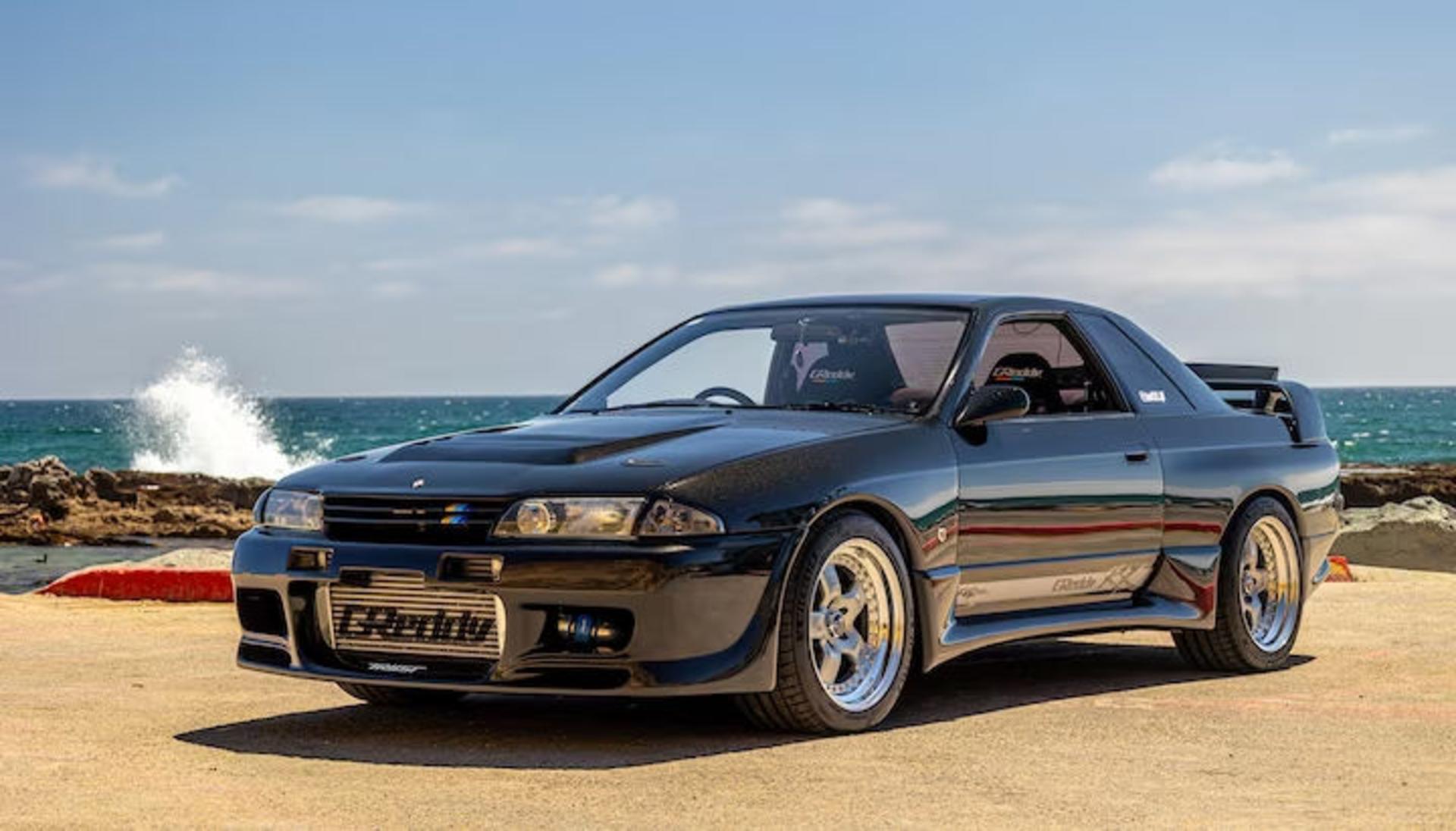 greddy-r32-skyline-gracer-aero-bumper