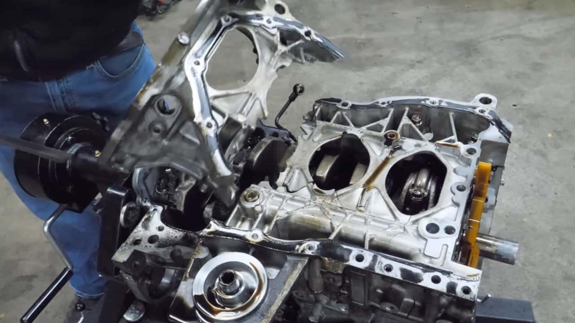 screenshot-of-a-teardown-of-a-broken-mitsubishi-engine