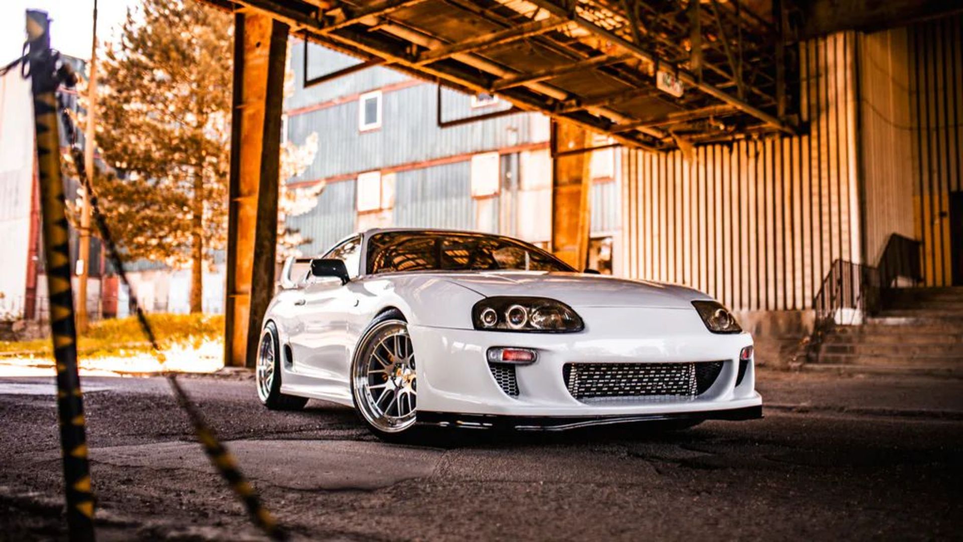 toyota-supra--jr40_52117825745_o-1024x576-MM-80