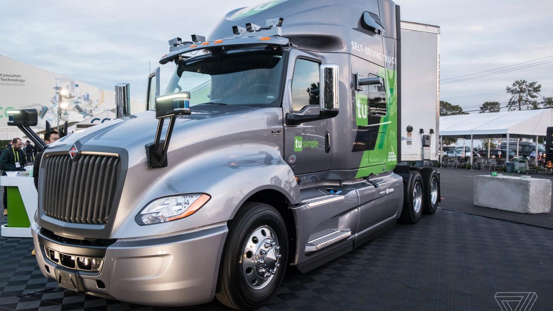 tusimple_truck_ces_2019_1914