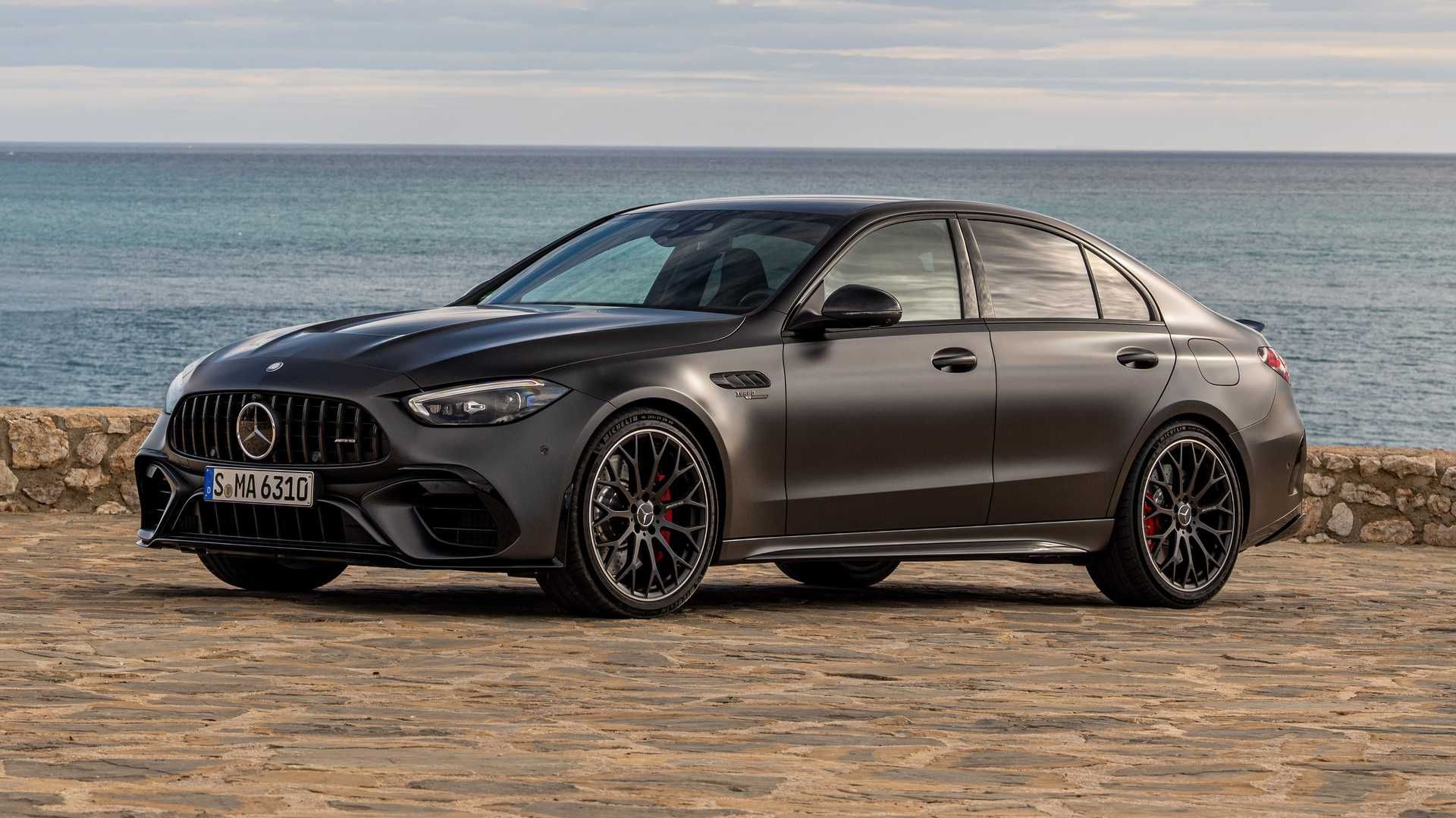 2024-mercedes-amg-c63-s-e-performance-exterior
