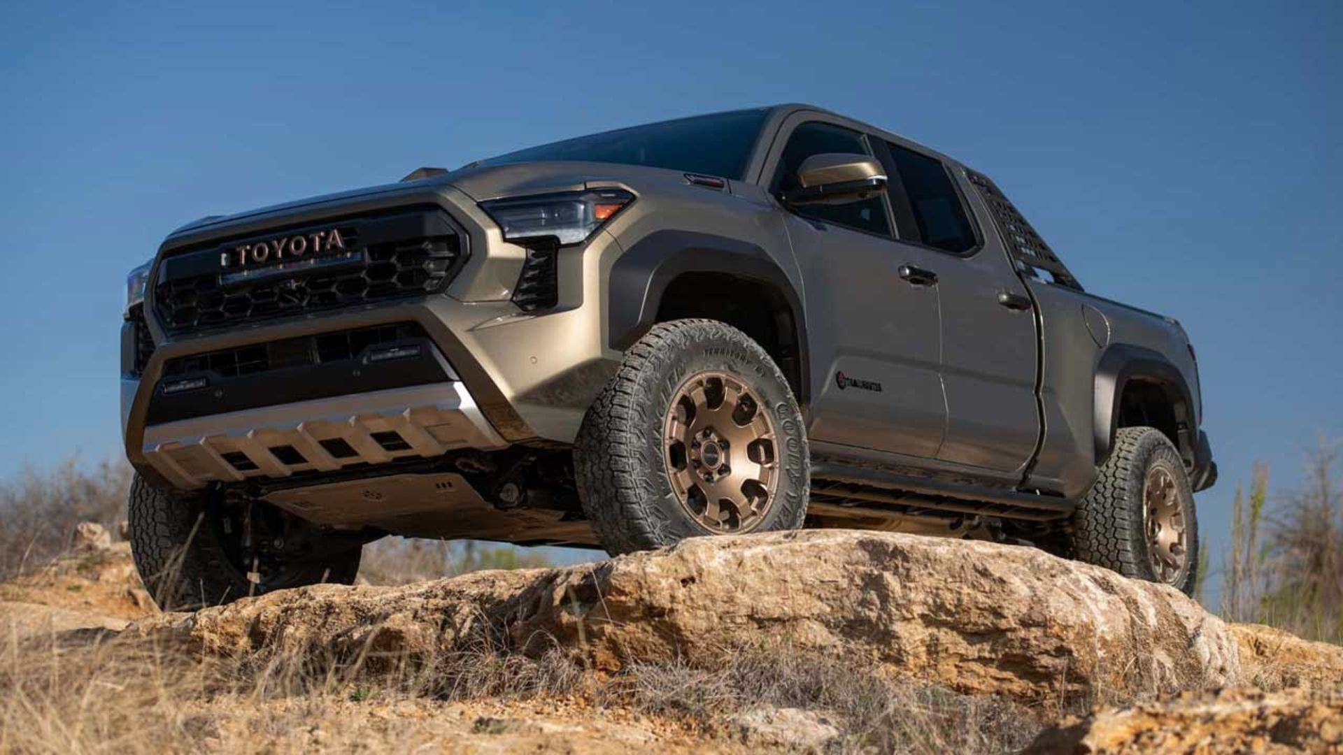 2024-toyota-tacoma-1