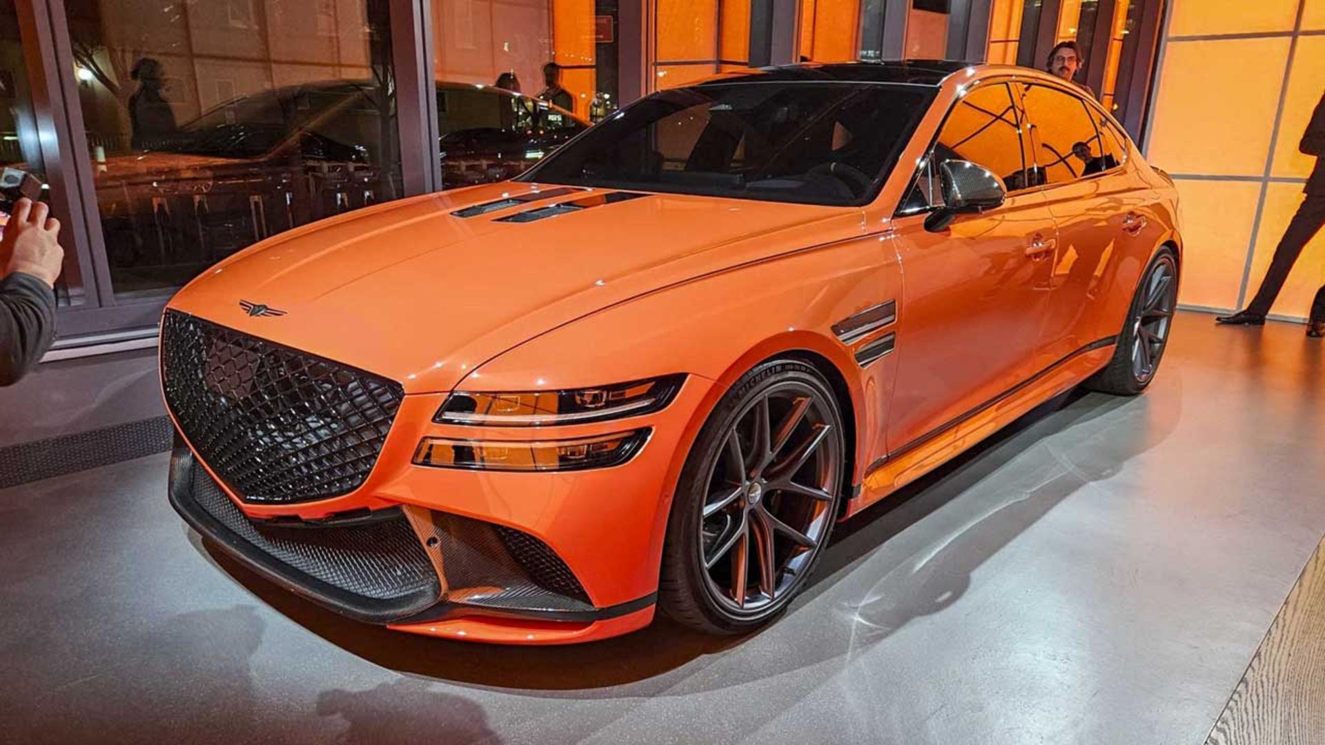 Genesis-G80-Magma-2