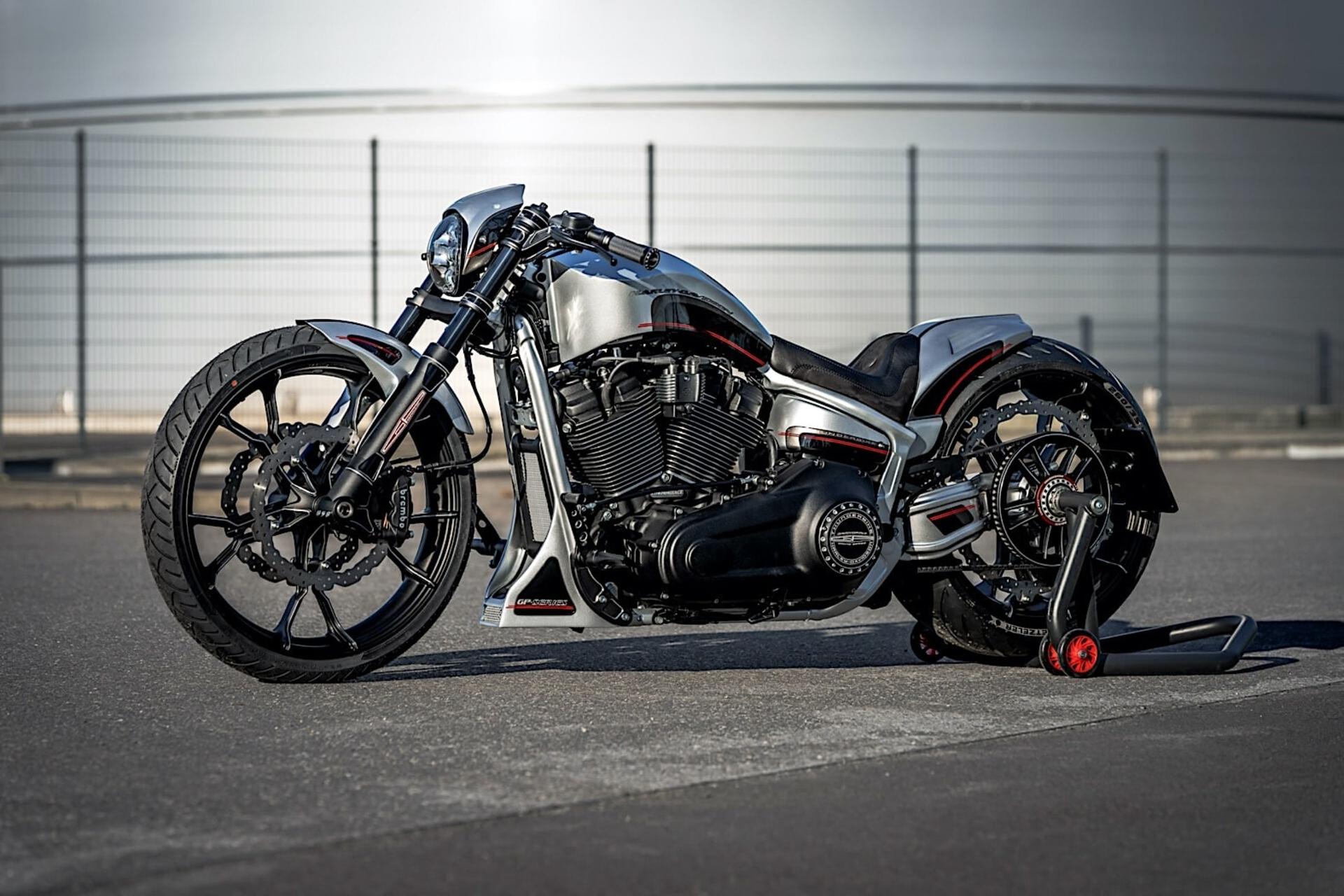 harley-davidson-gp-monza-is-probably-the-most-expensive-custom-breakout-in-the-world_8