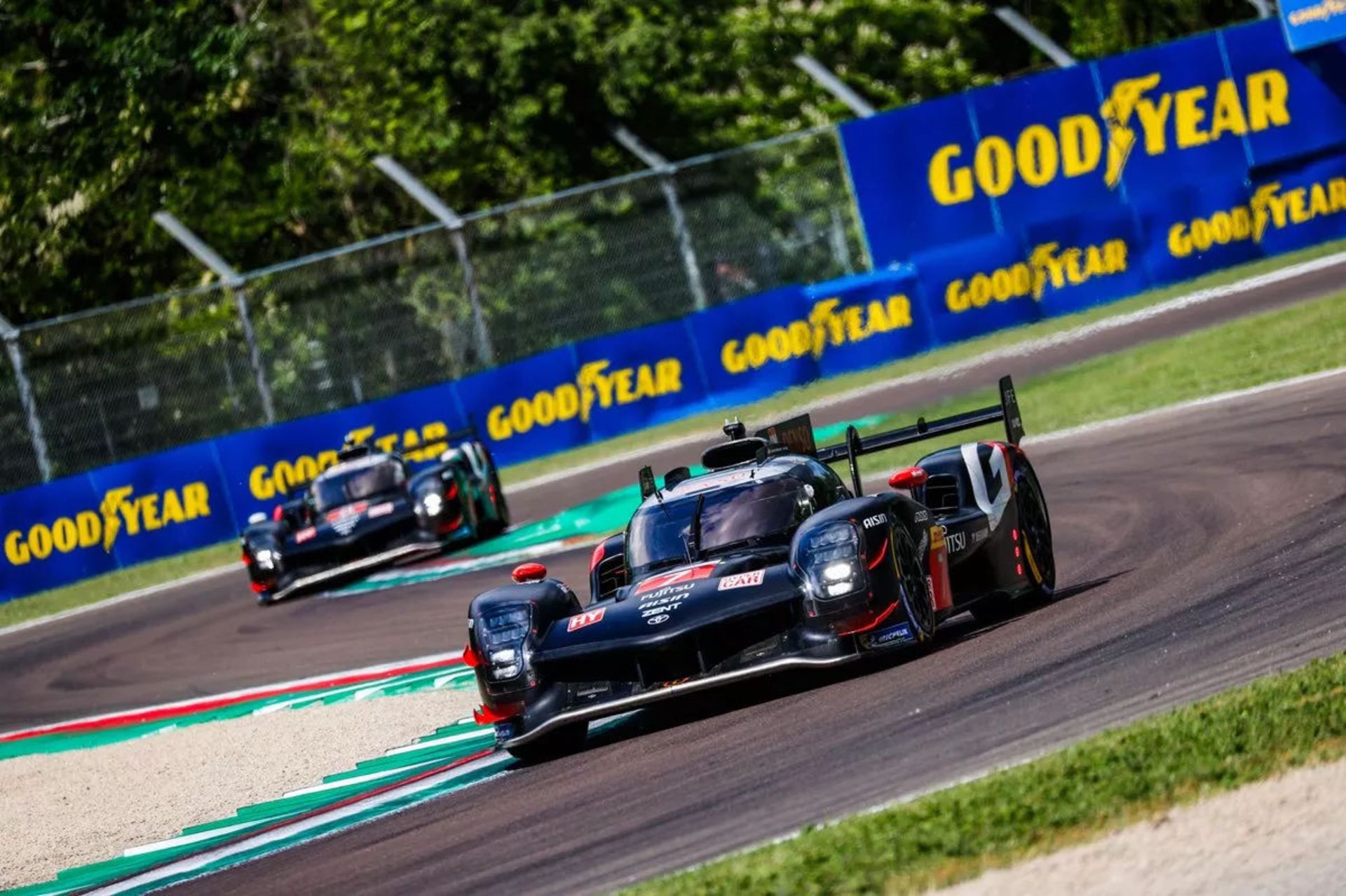 wec-7-toyota-gazoo-racing-toyota-g (1)