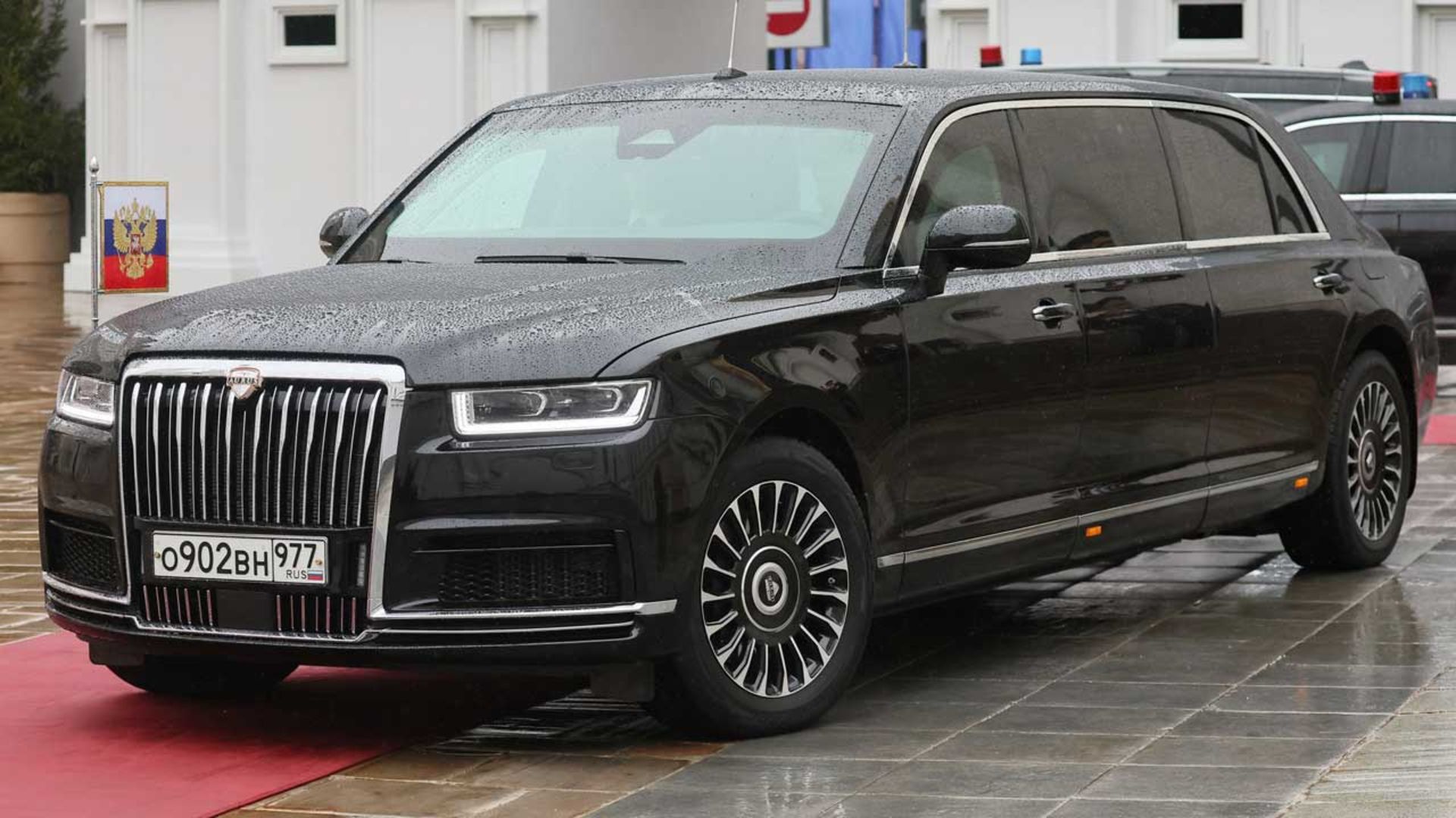 Aurus-Senat-Limousine-1