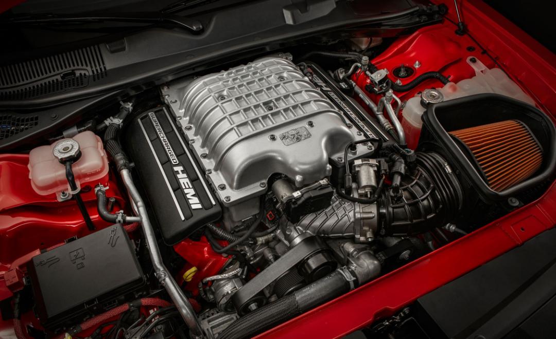 Dodge-Challenger-Demon-06