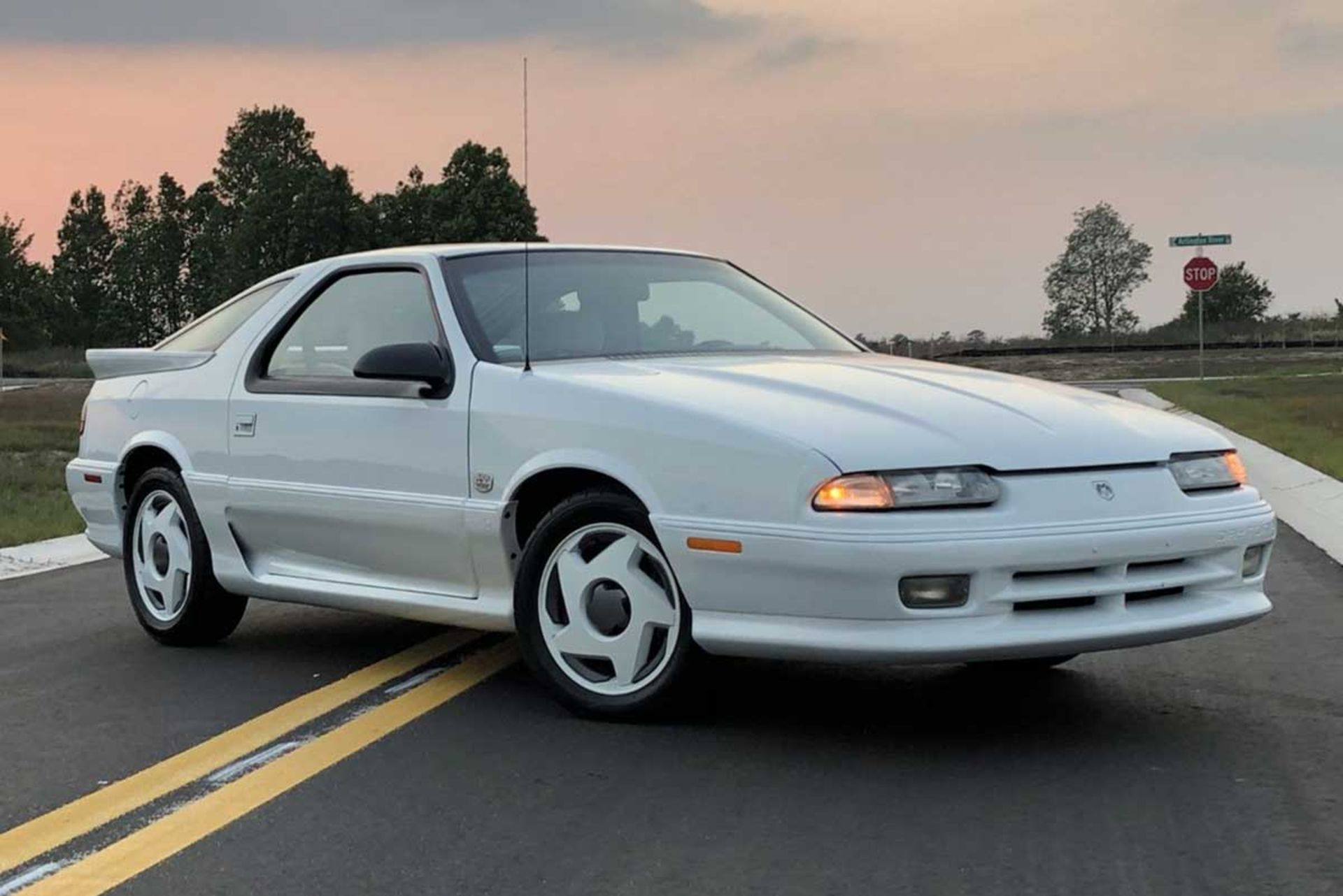 Dodge-Daytona-1