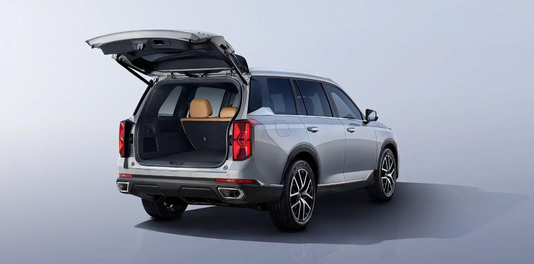 GAC Trumpchi GS8 trunk