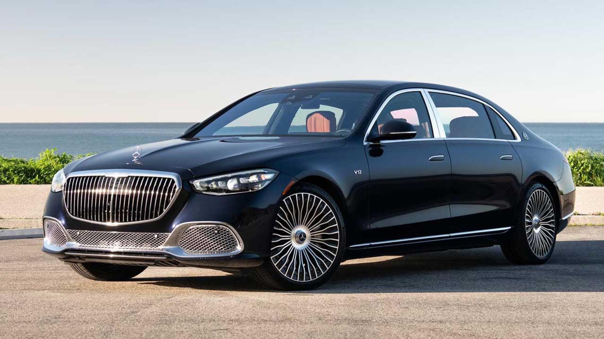 Maybach-S680-6