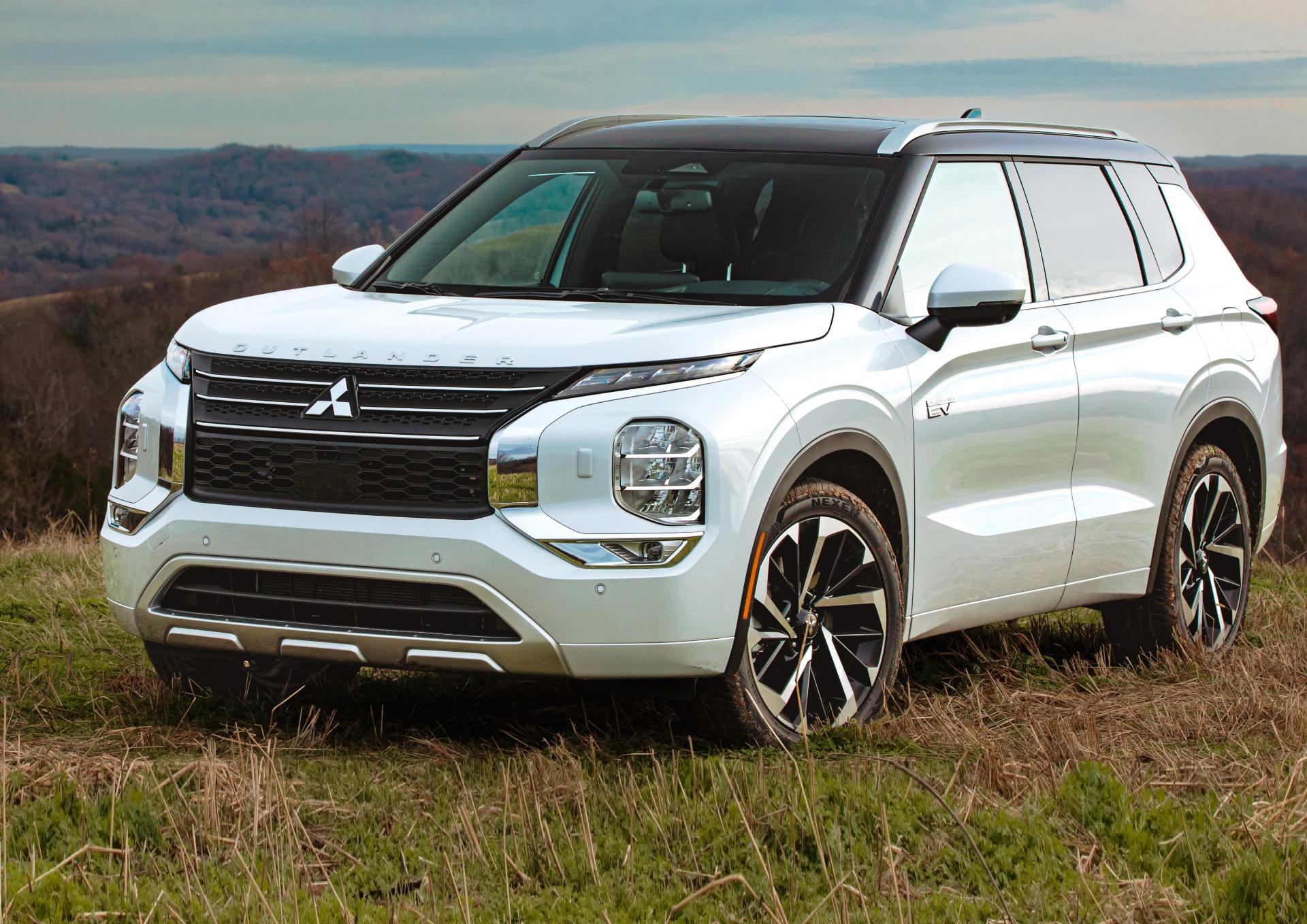 Mitsubishi Outlander PHEV Selects