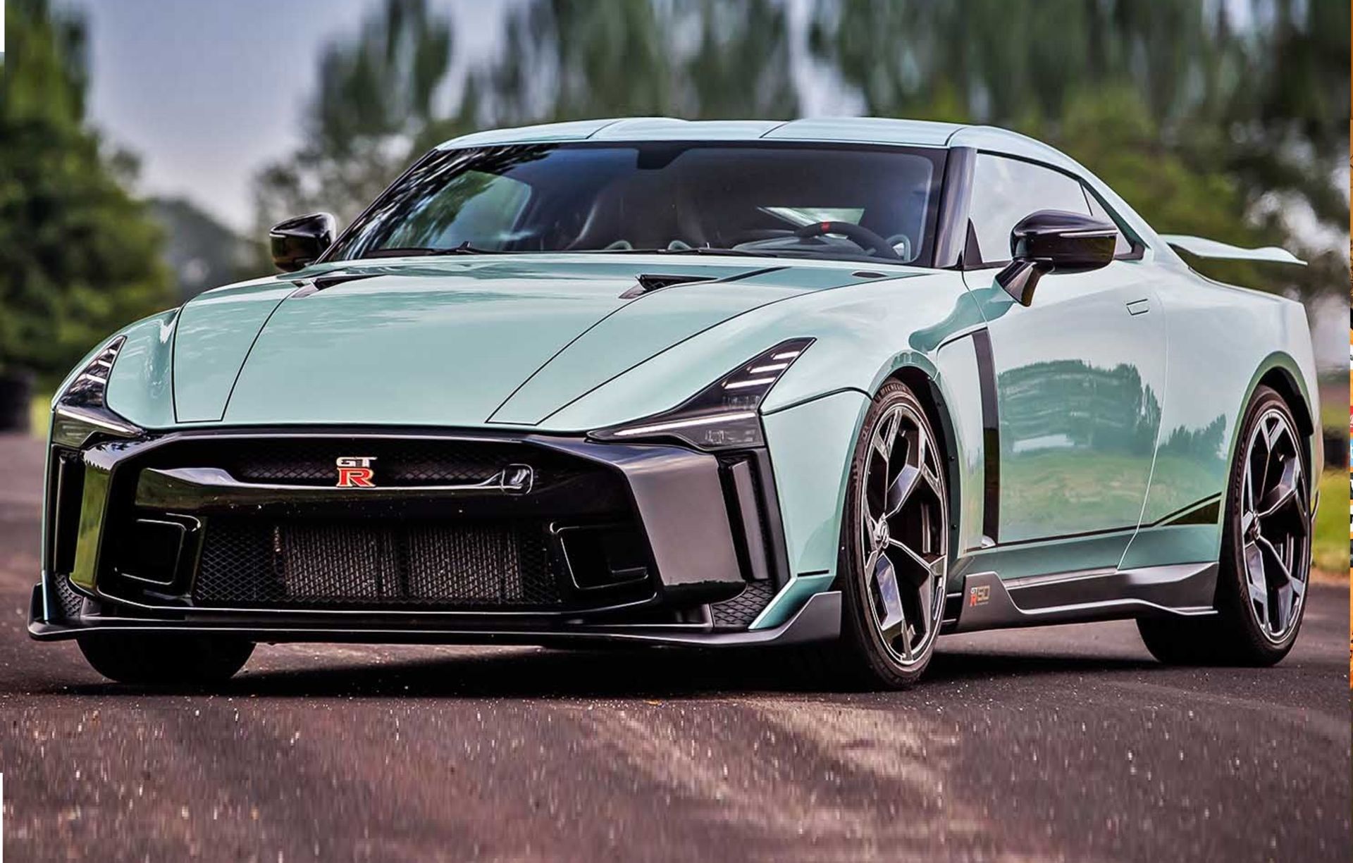 Nissan GT-R50