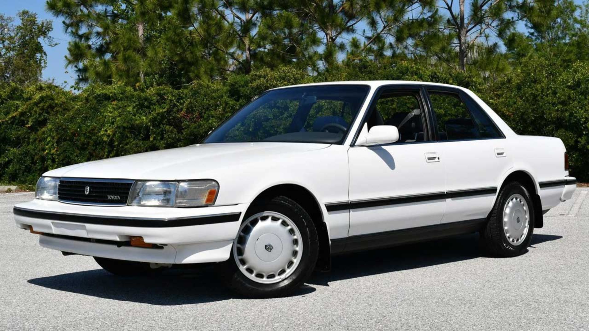 Toyota-Cressida-1
