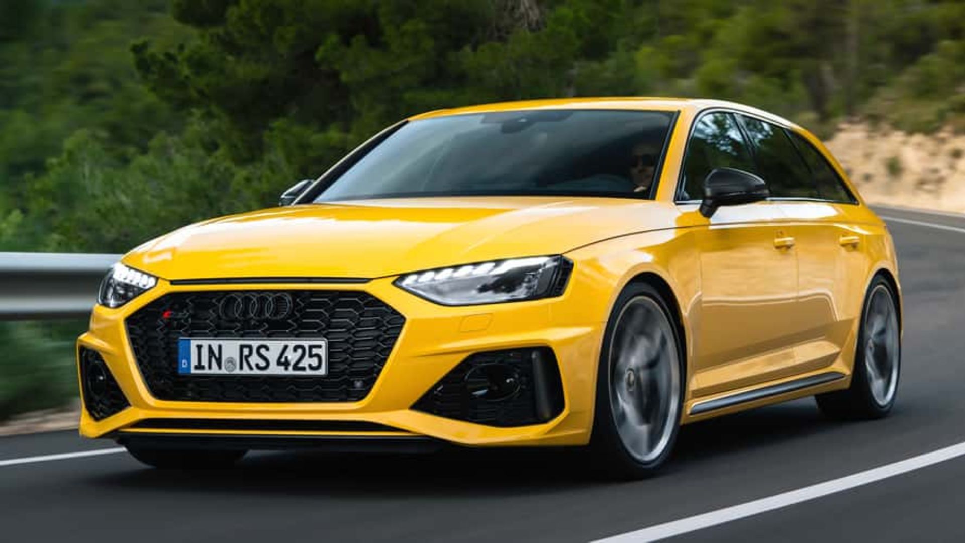 audi-rs-4-avant-edition-25-years-2024 (24)