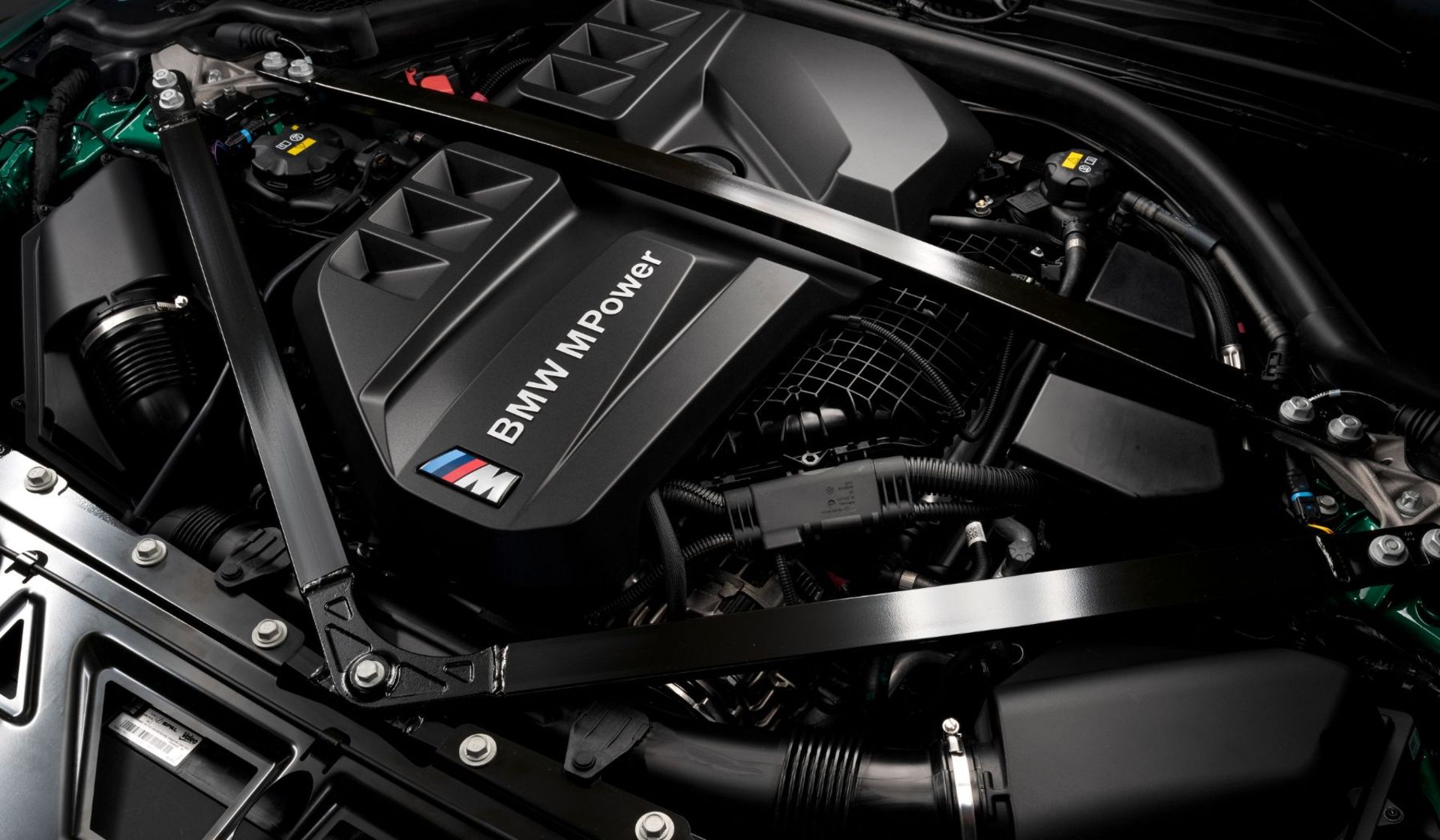 heres-why-the-m3-and-m4s-s58-twin-turbo-engine-is-a-six-cylinder-masterpiece-155826_1