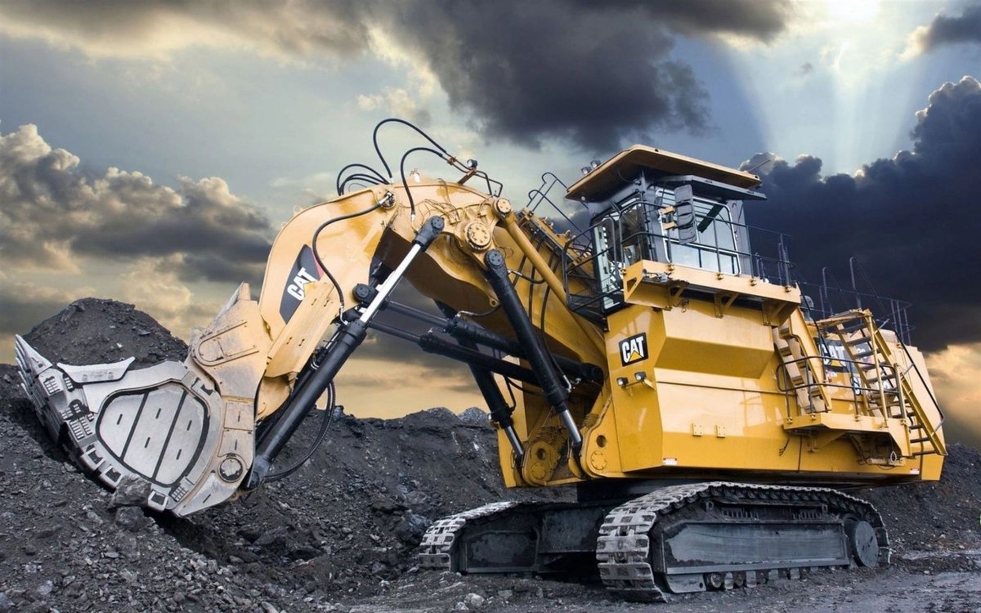 10-of-the-worlds-biggest-mining-excavators-featured-image