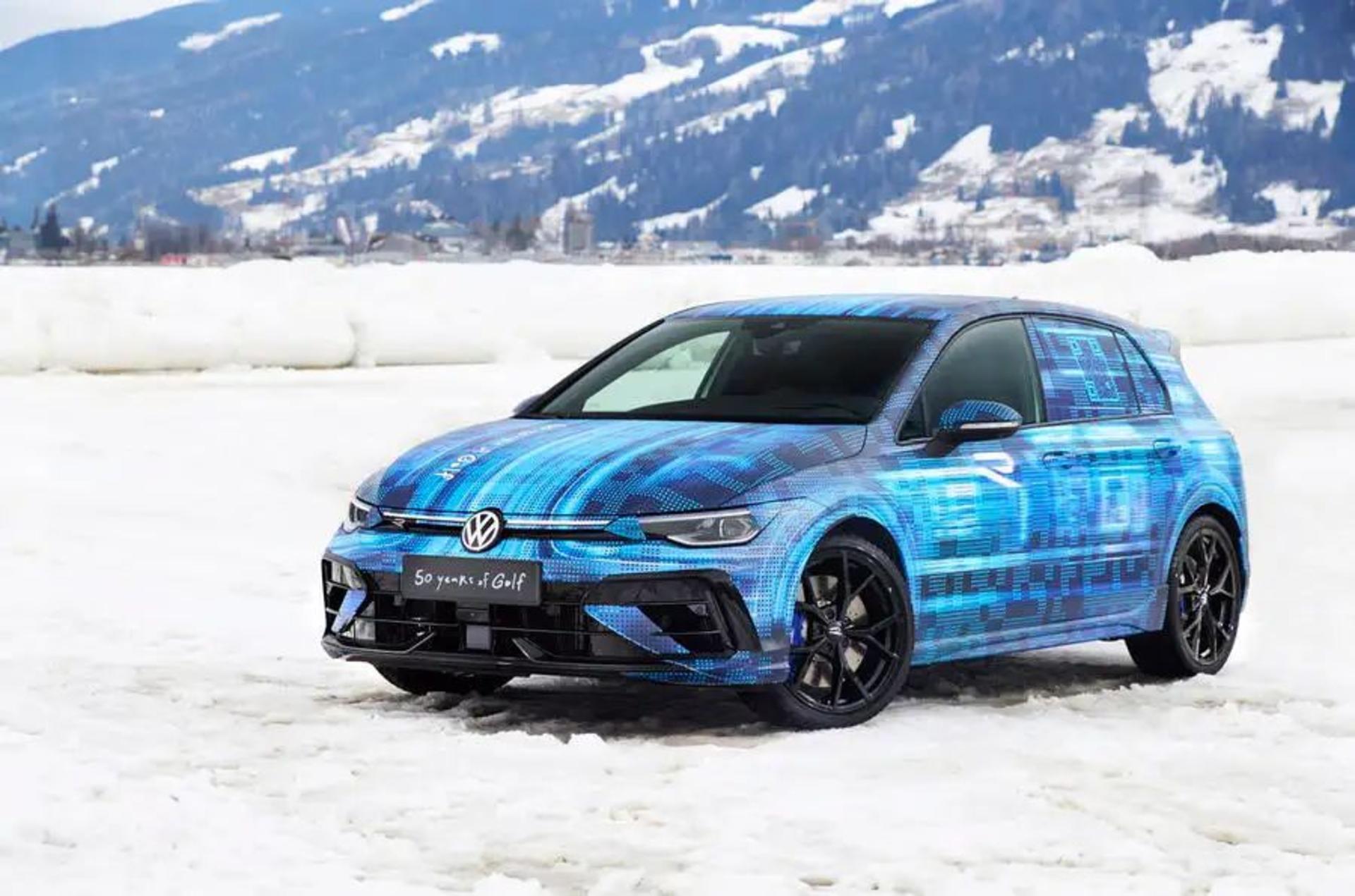 2024-volkswagen-golf-r-prototype-on-ice-in-austria-1_large