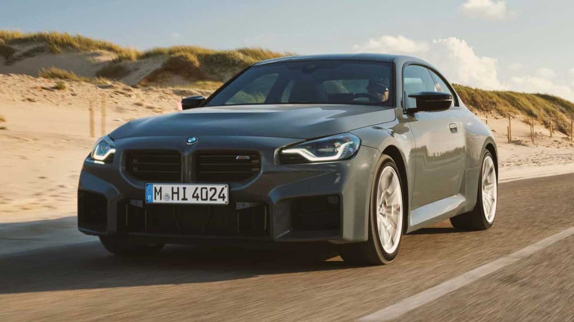 BMW-M2-2025-2