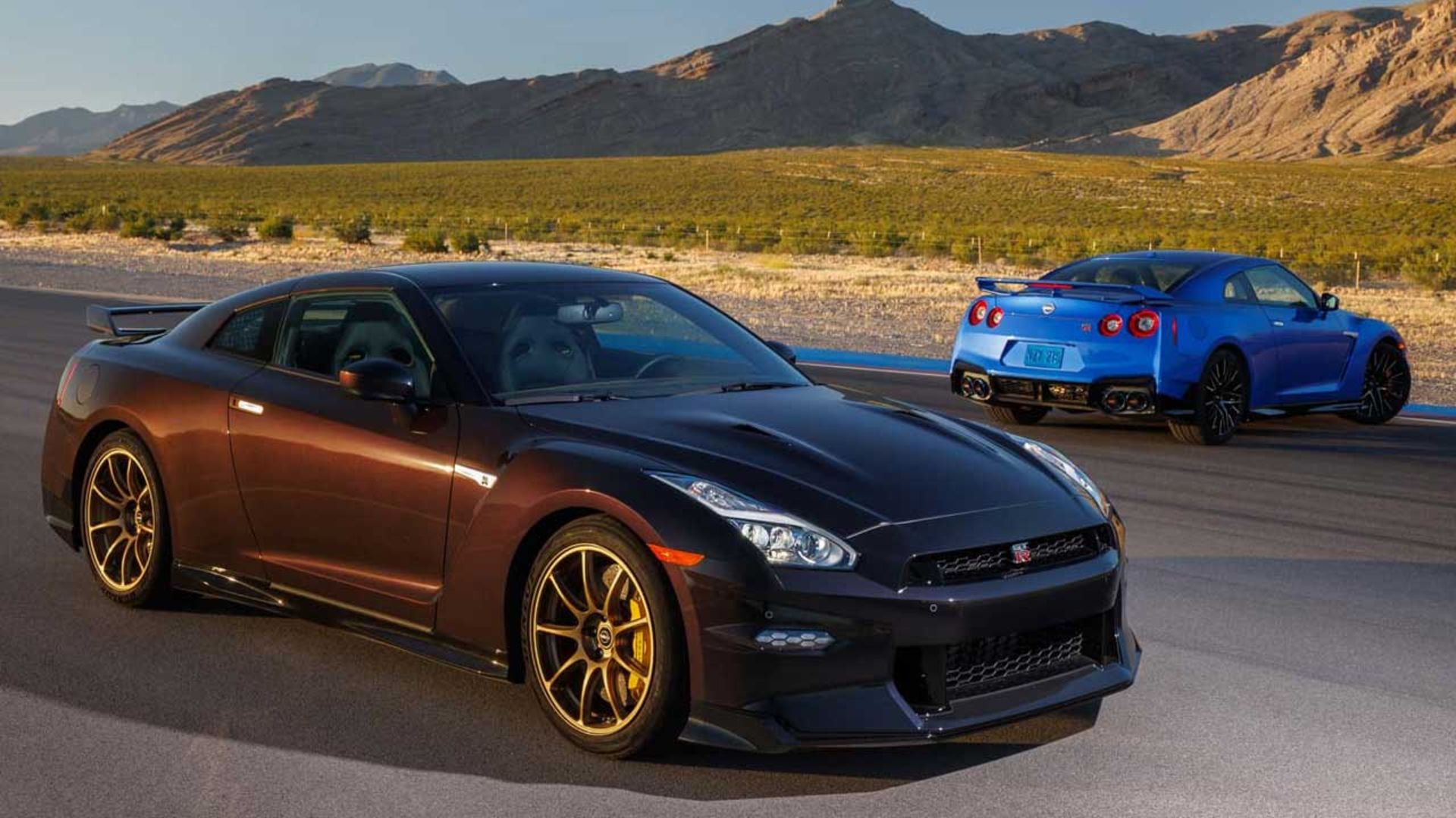 Nissan-GT-R-8