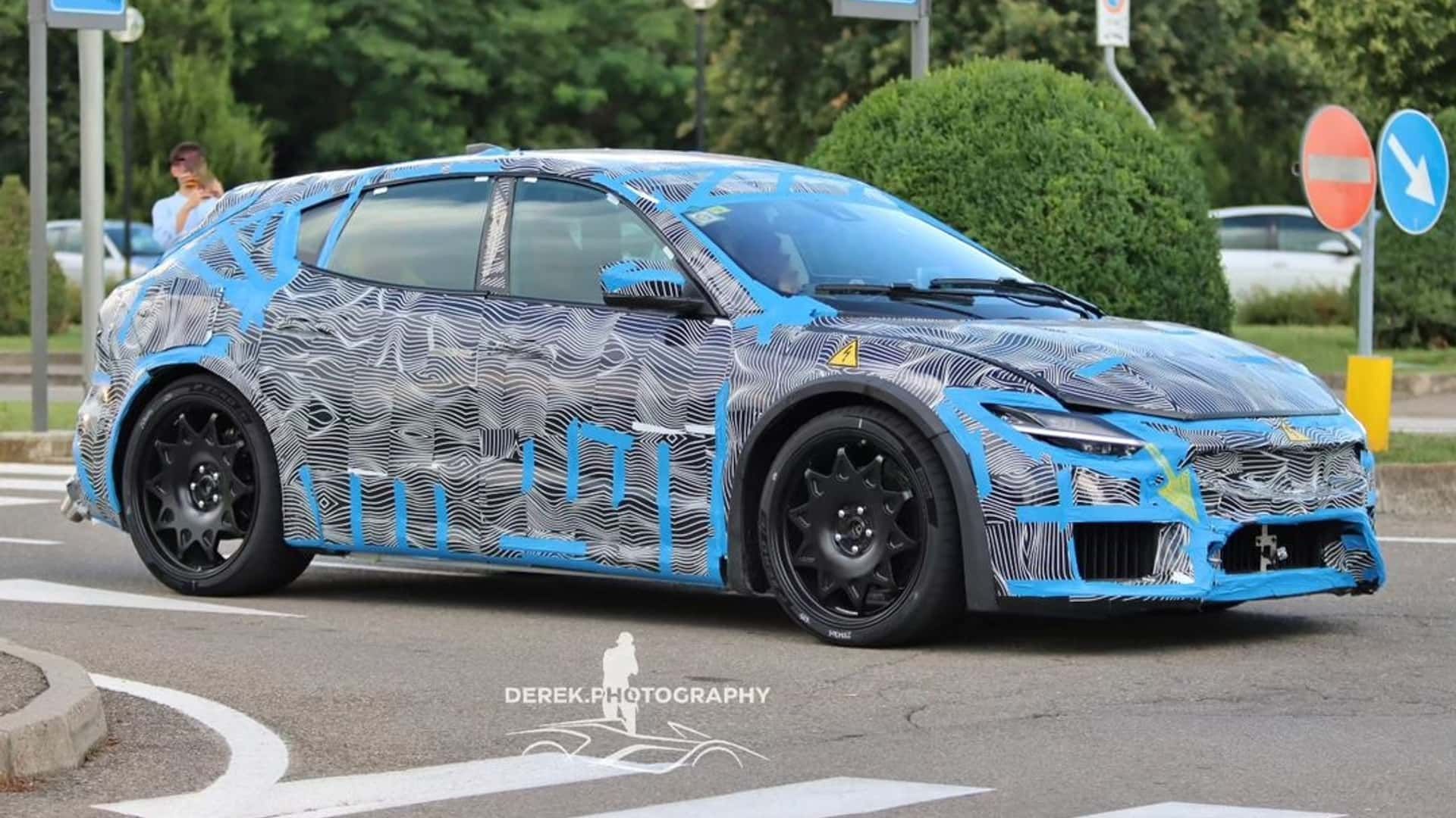 ferrari-ev-test-mule-spy-photo (2)