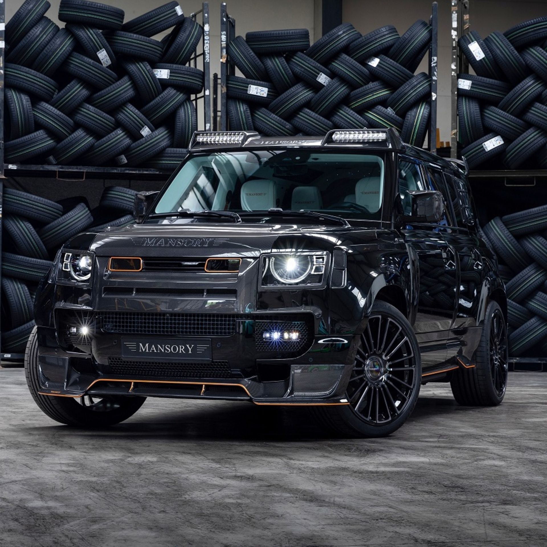 land-rover-defender-110-gets-signature-mansory-torture-and-boost-to-650-horsepower_4