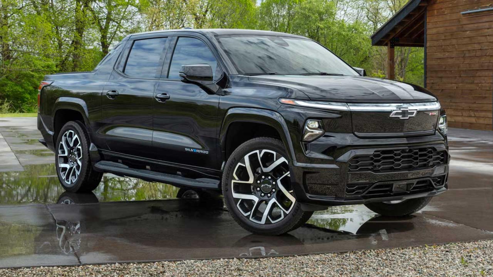 Silverado-EV-3