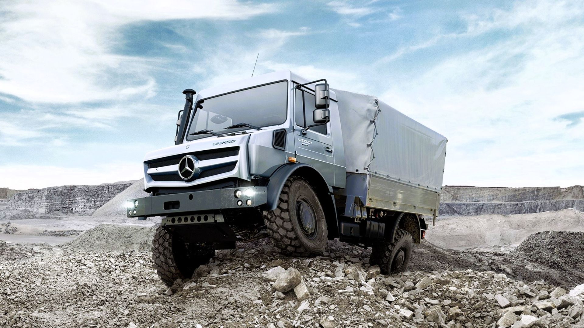 Top-Military-Trucks-in-the-World-Mercedes-Benz-UNIMOG