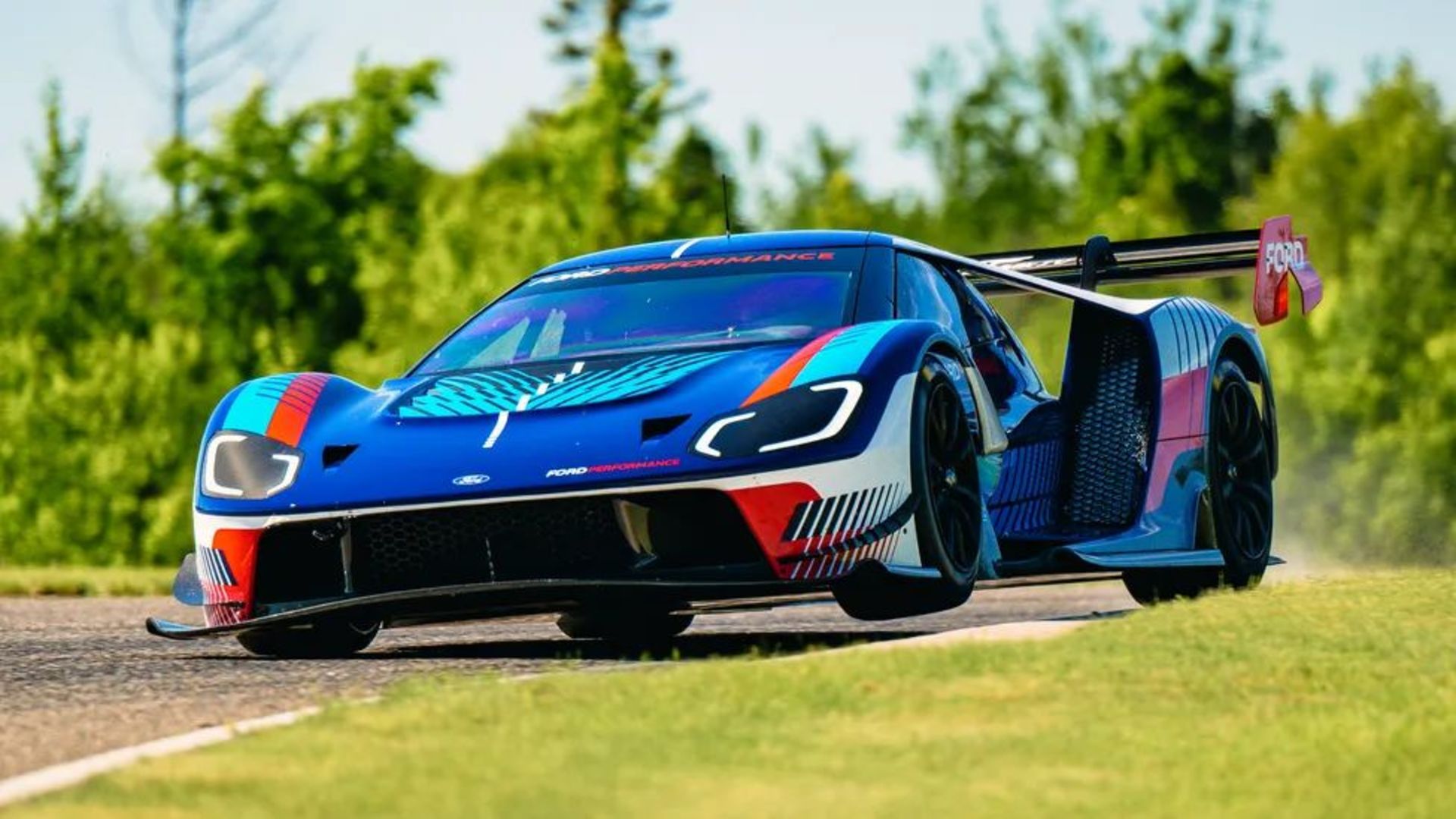ford-TG-GTMKIV-final-6441