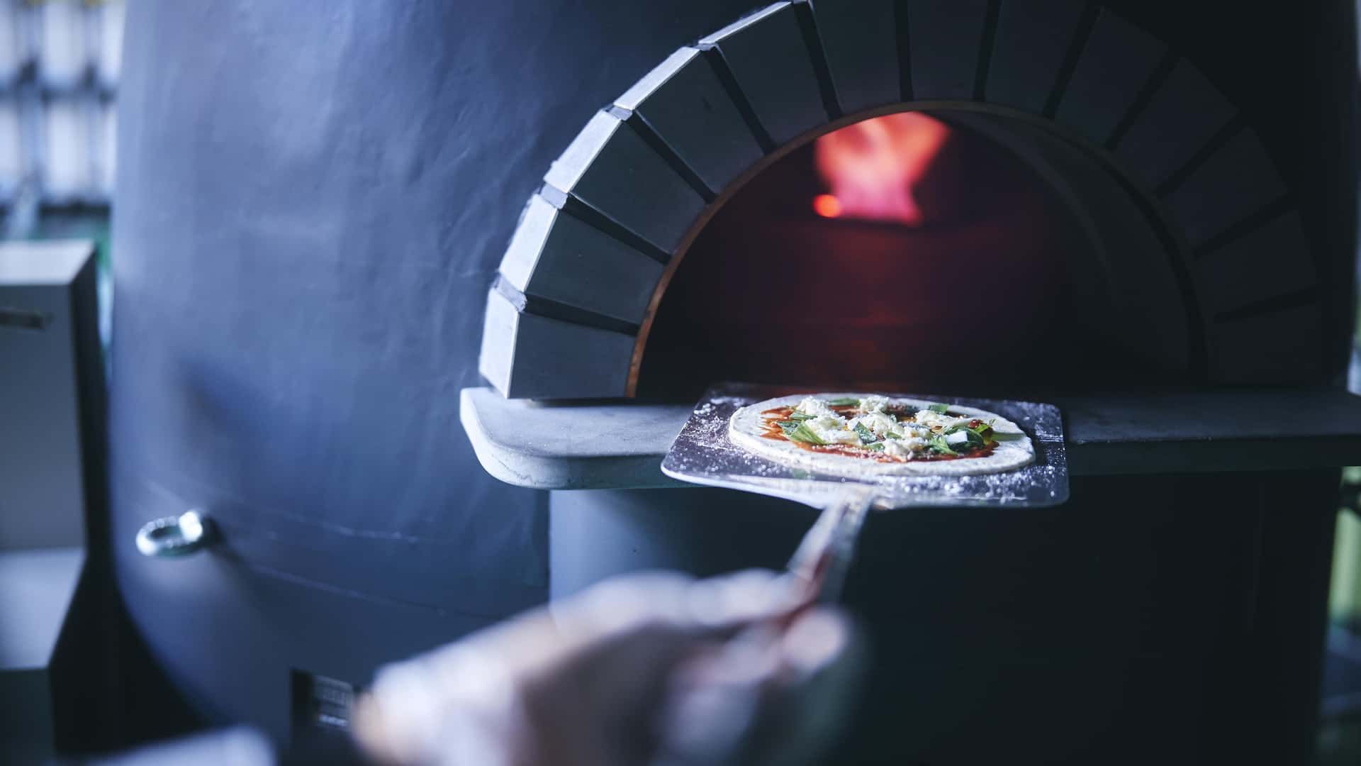 toyota-hydrogen-powered-stone-oven (1)