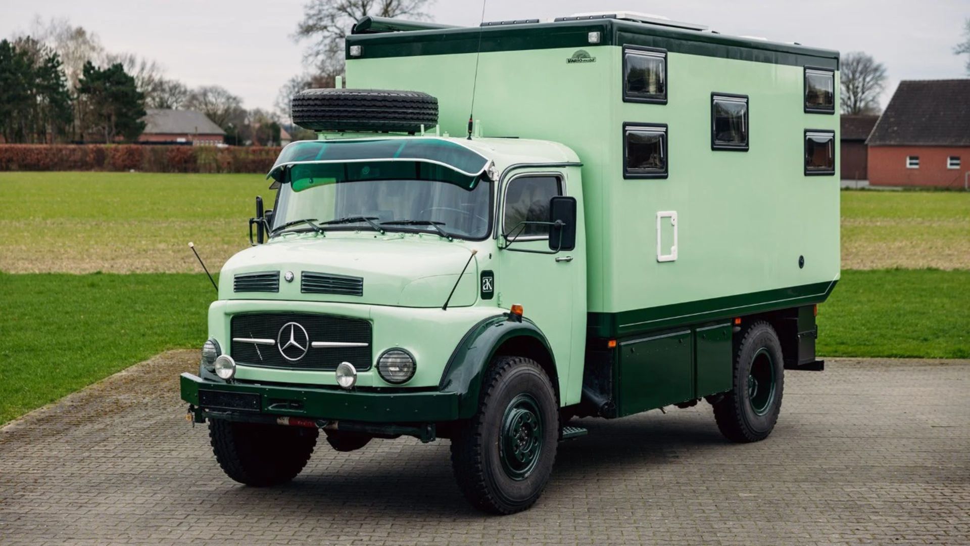 1974-mercedes-benz-la-1113-b-variomobil-motor-home
