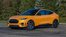 2022-ford-mustang-mach-e-gt-exterior