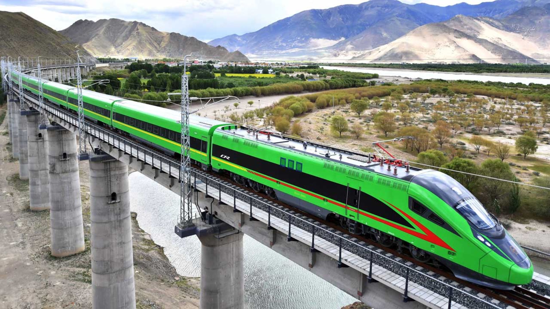 HIGH-SPEED-TRAINS-1