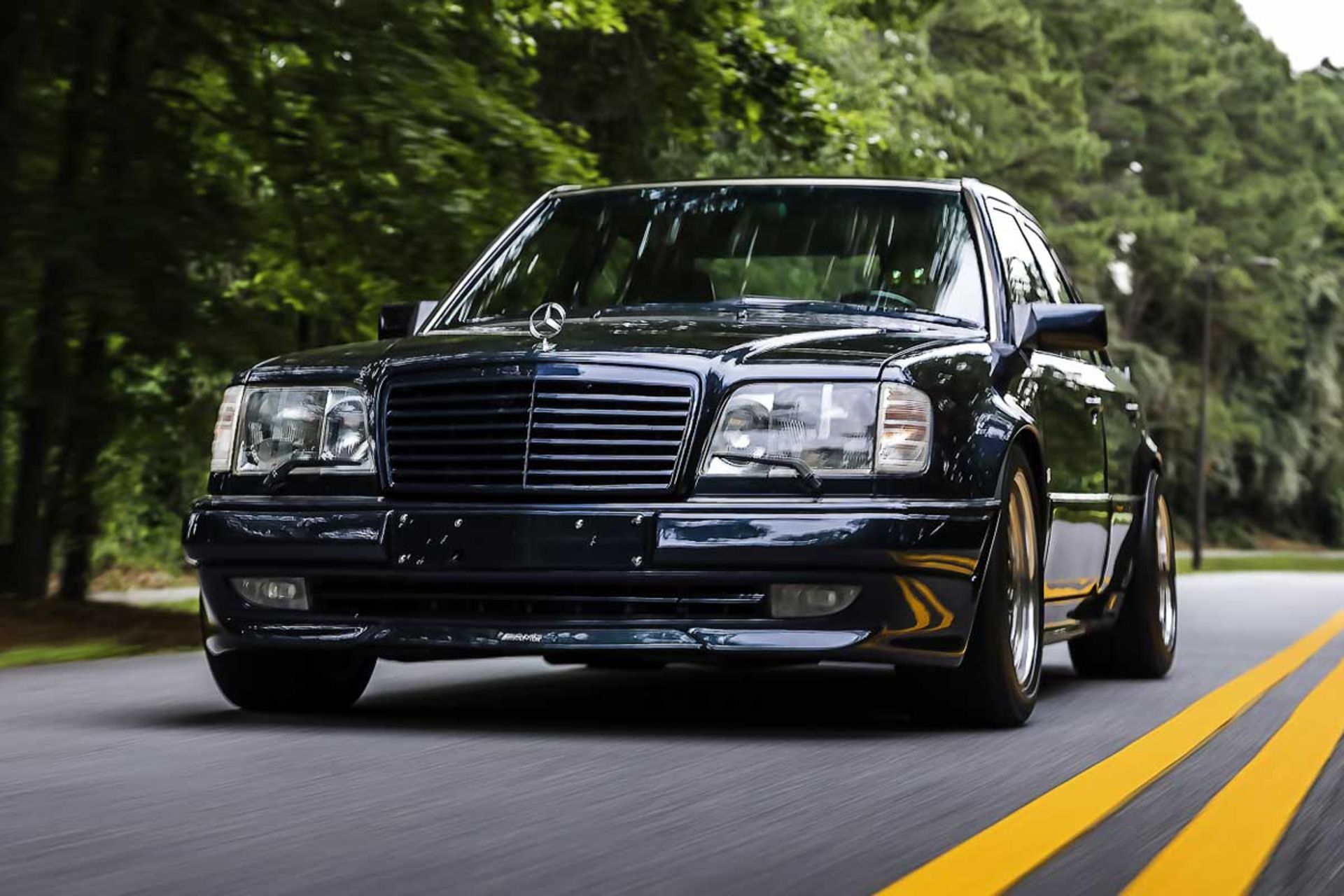 Mercedes-E60-AMG-11