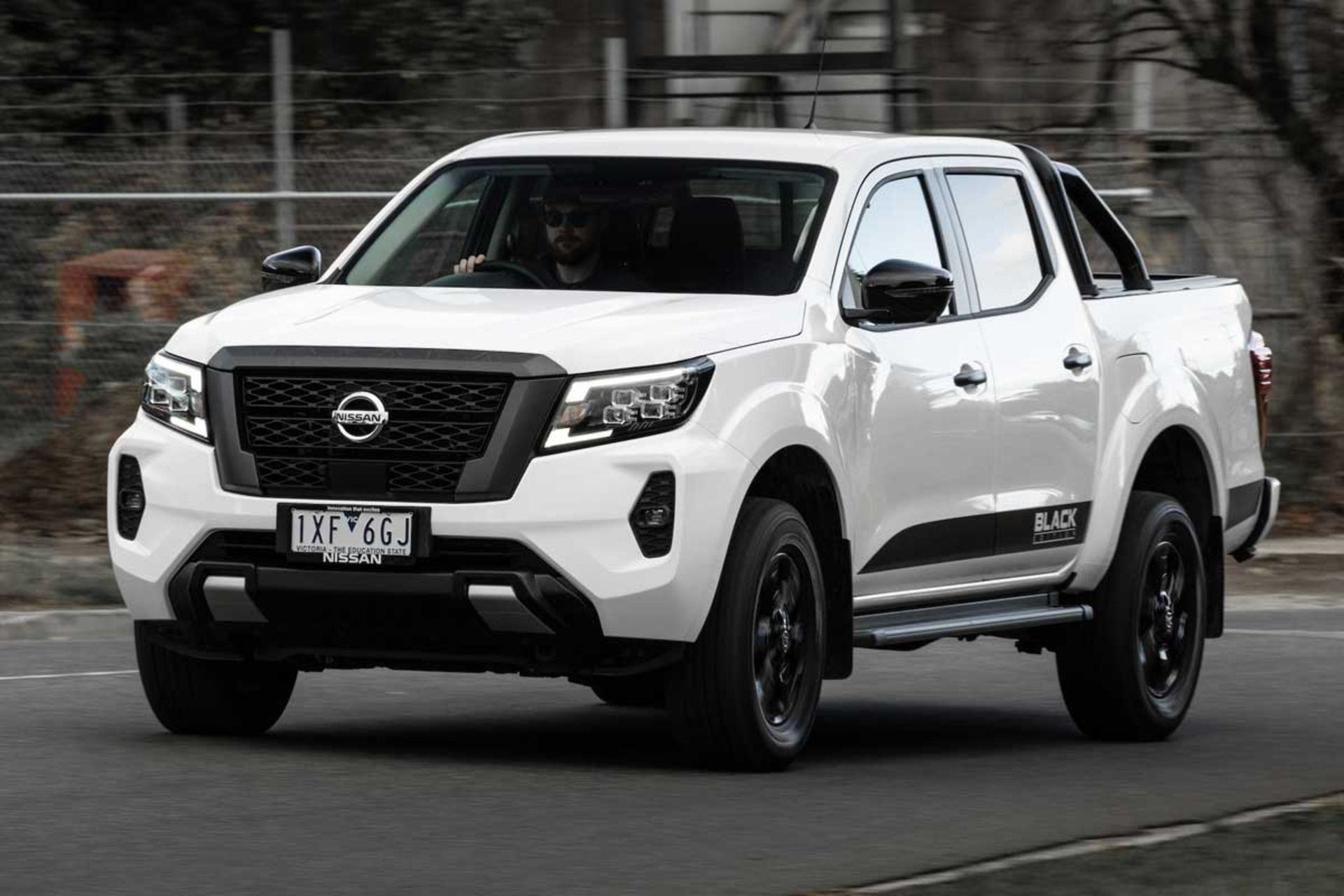 Nissan-Navara-3