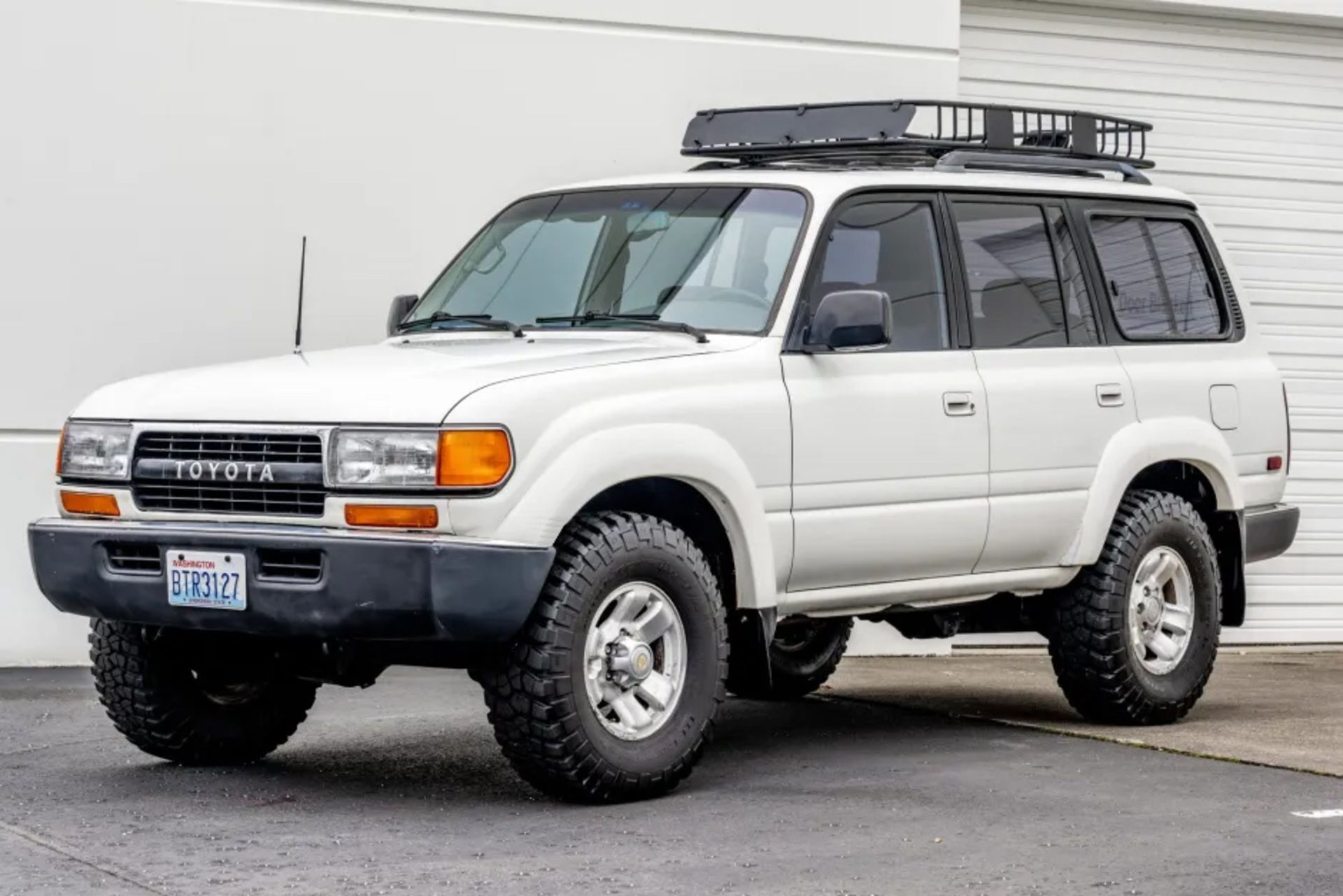 toyota lancruiser fj80