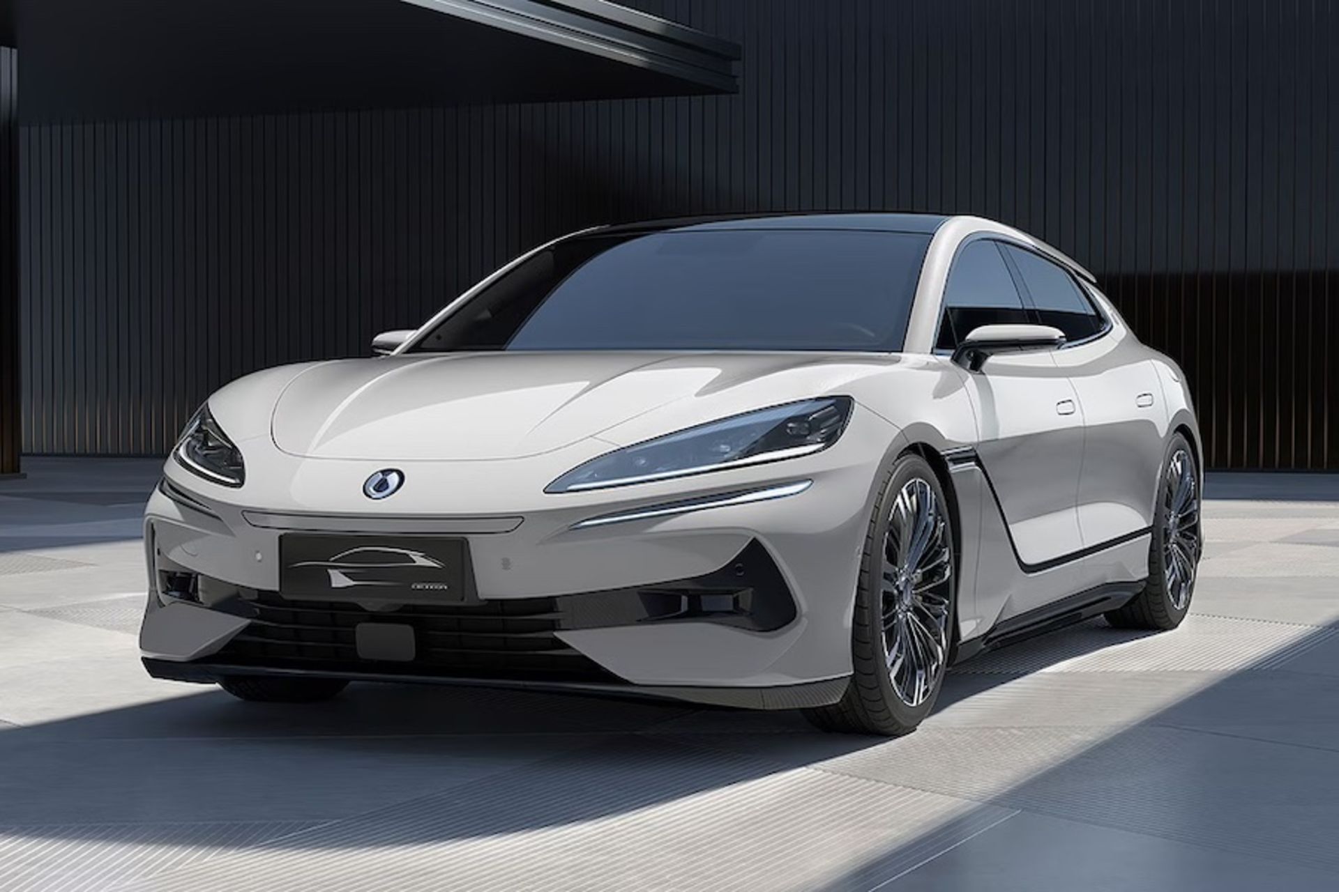 denza-z9-gt