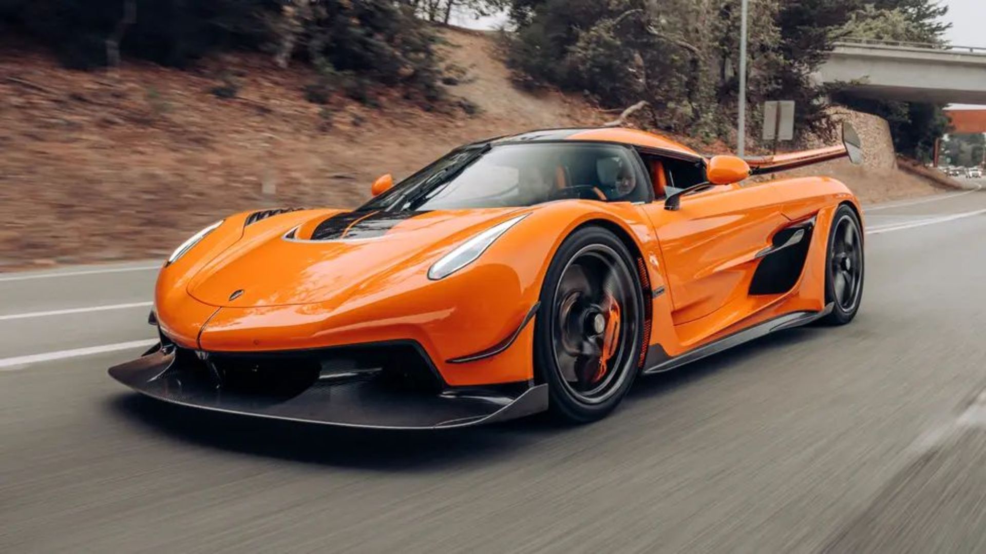 koenigsegg-jesko-attack-1