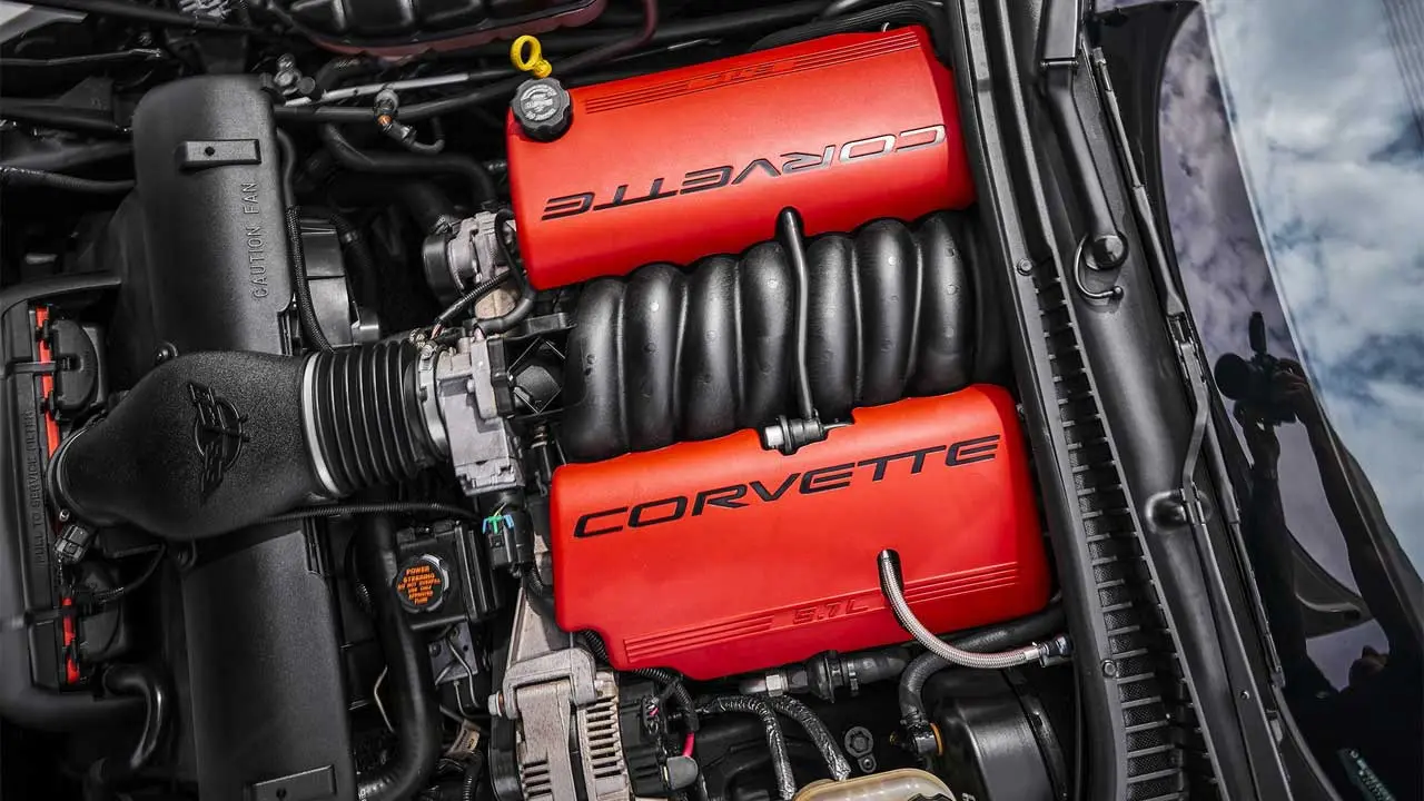 GM-LS-V8-Engine-1