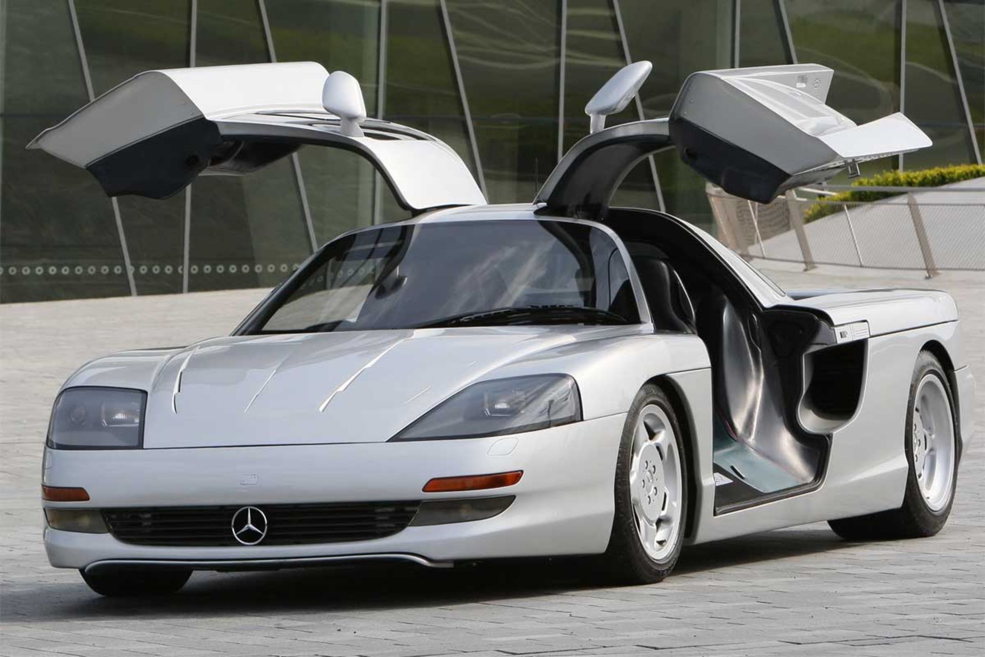 Mercedes-C112-1