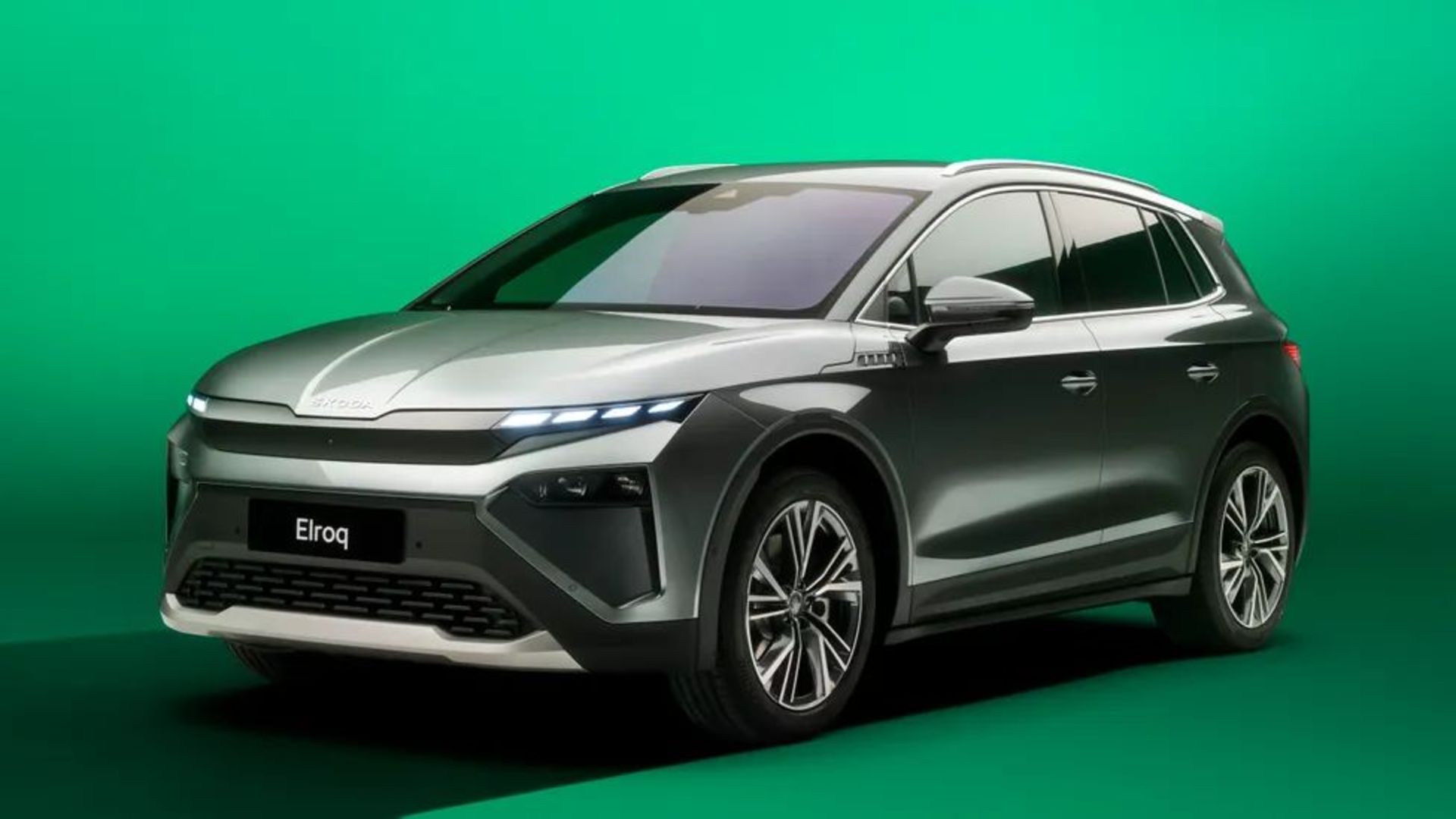 Skoda-Elroq_Graphite Grey_FRONT34_RT01_1