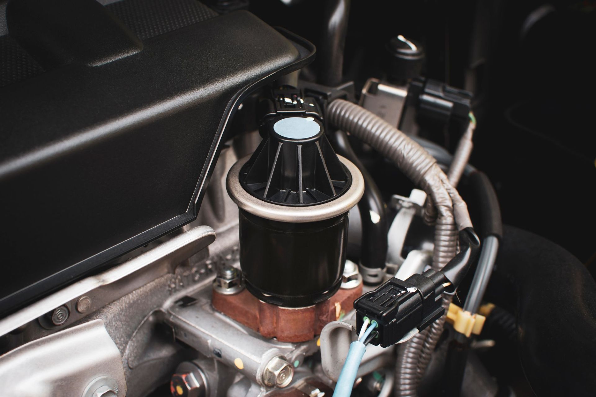 egr-valve-car-part 1
