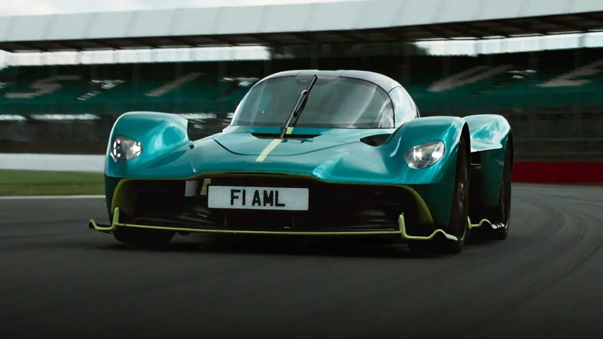 Aston-Martin-Valkyrie-2