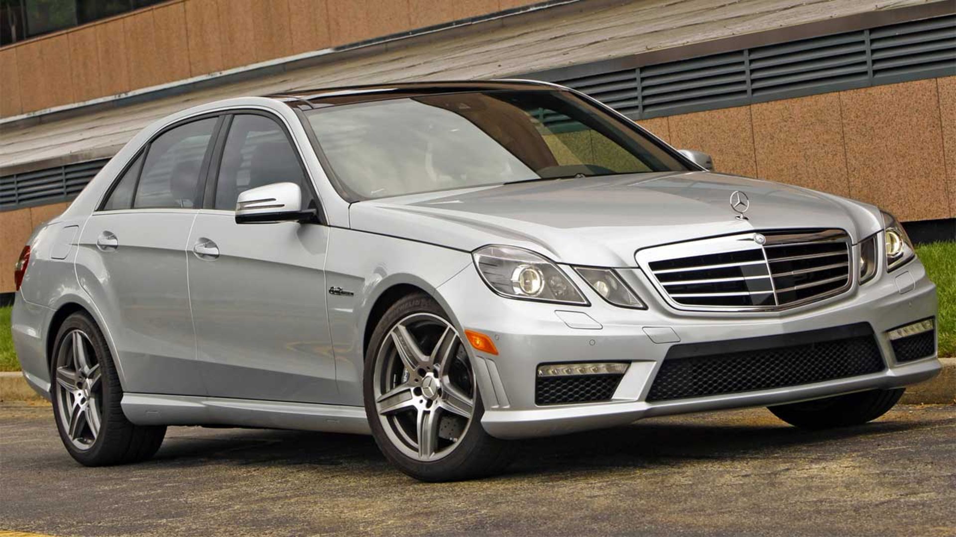Mercedes-E63-2