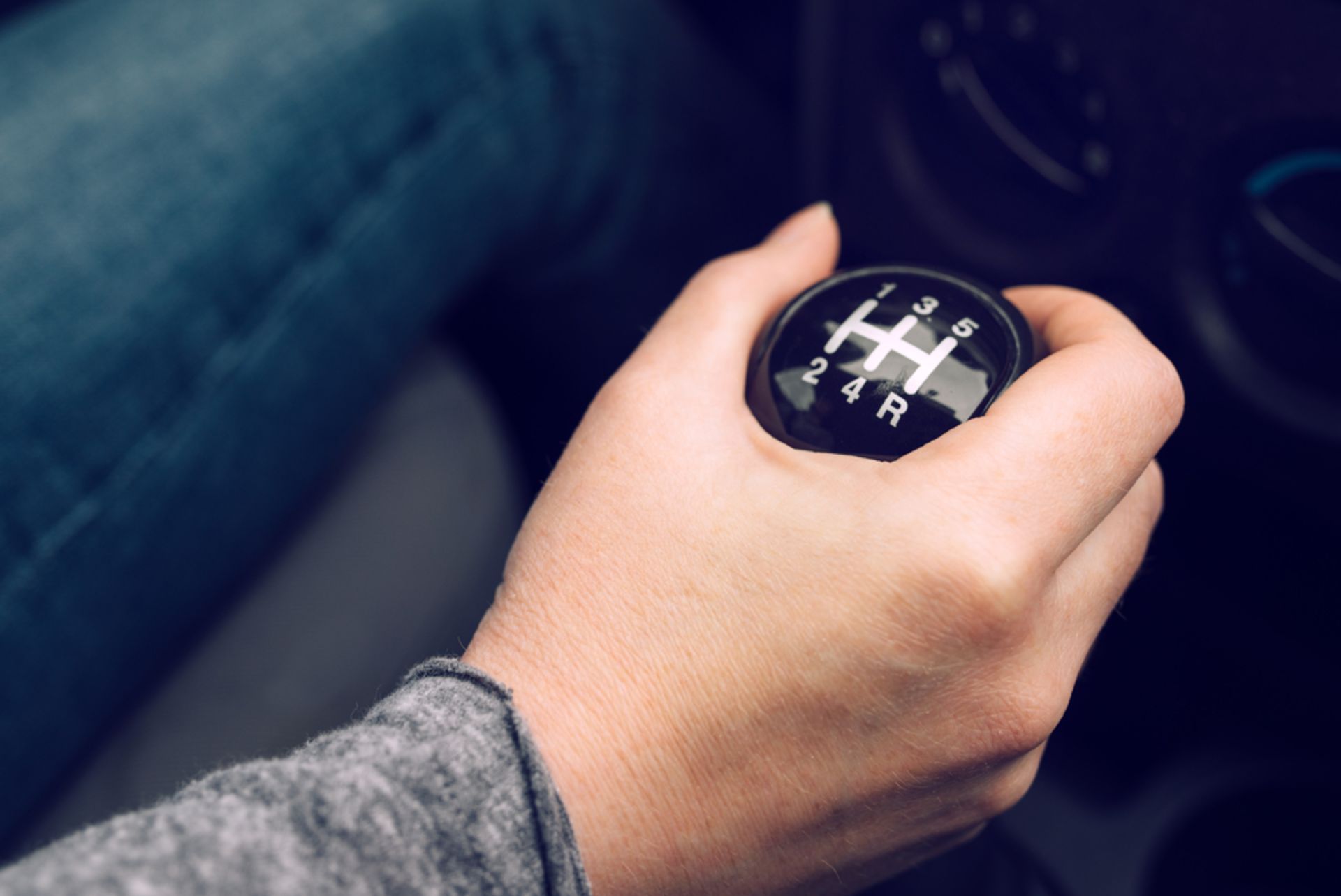 manual-transmission-stick-shift