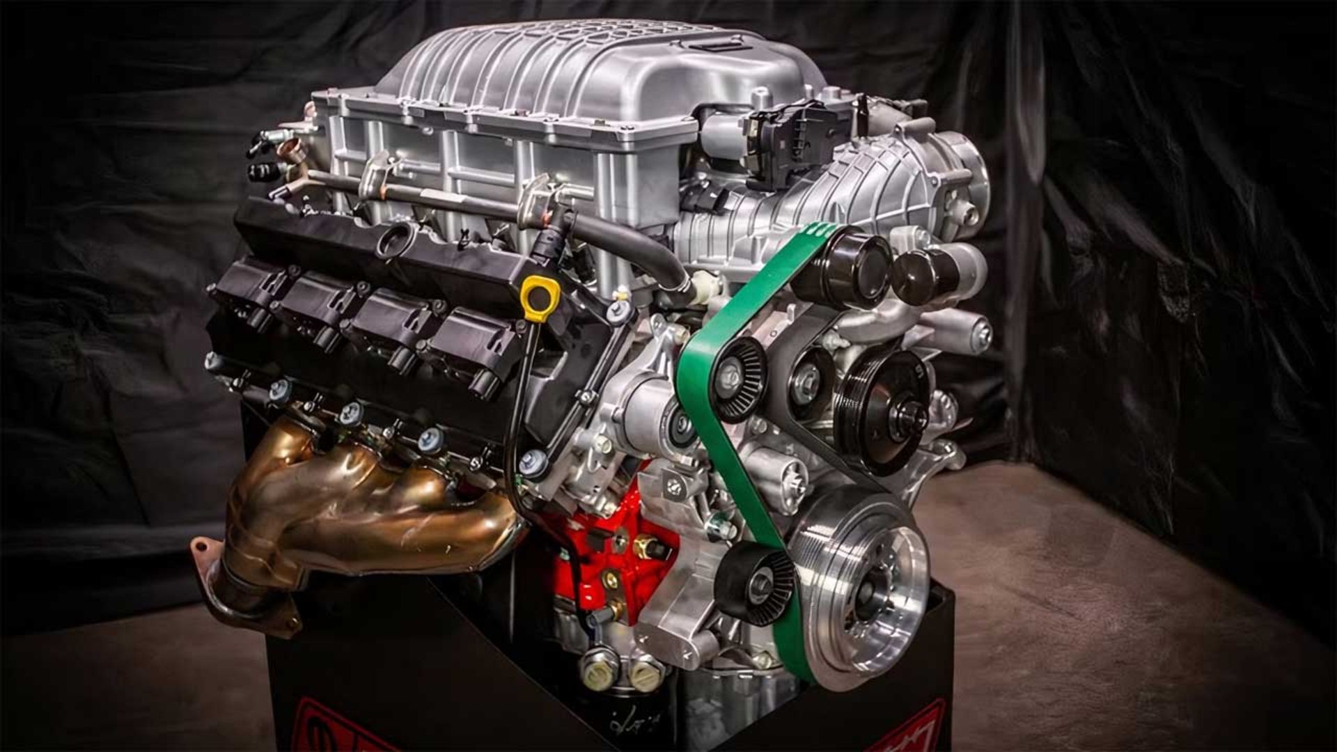 Dodge-Hellephant-Engine-3