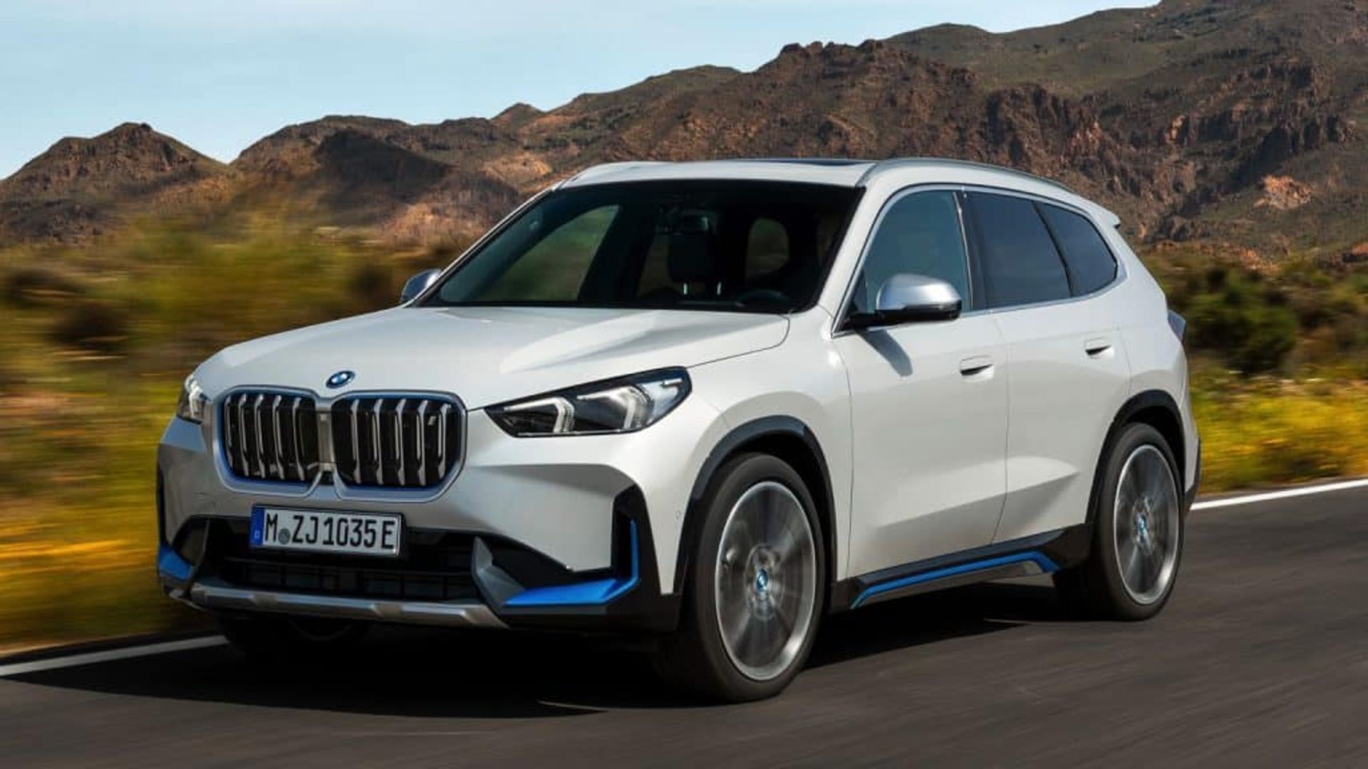 bmw ix1 (1)