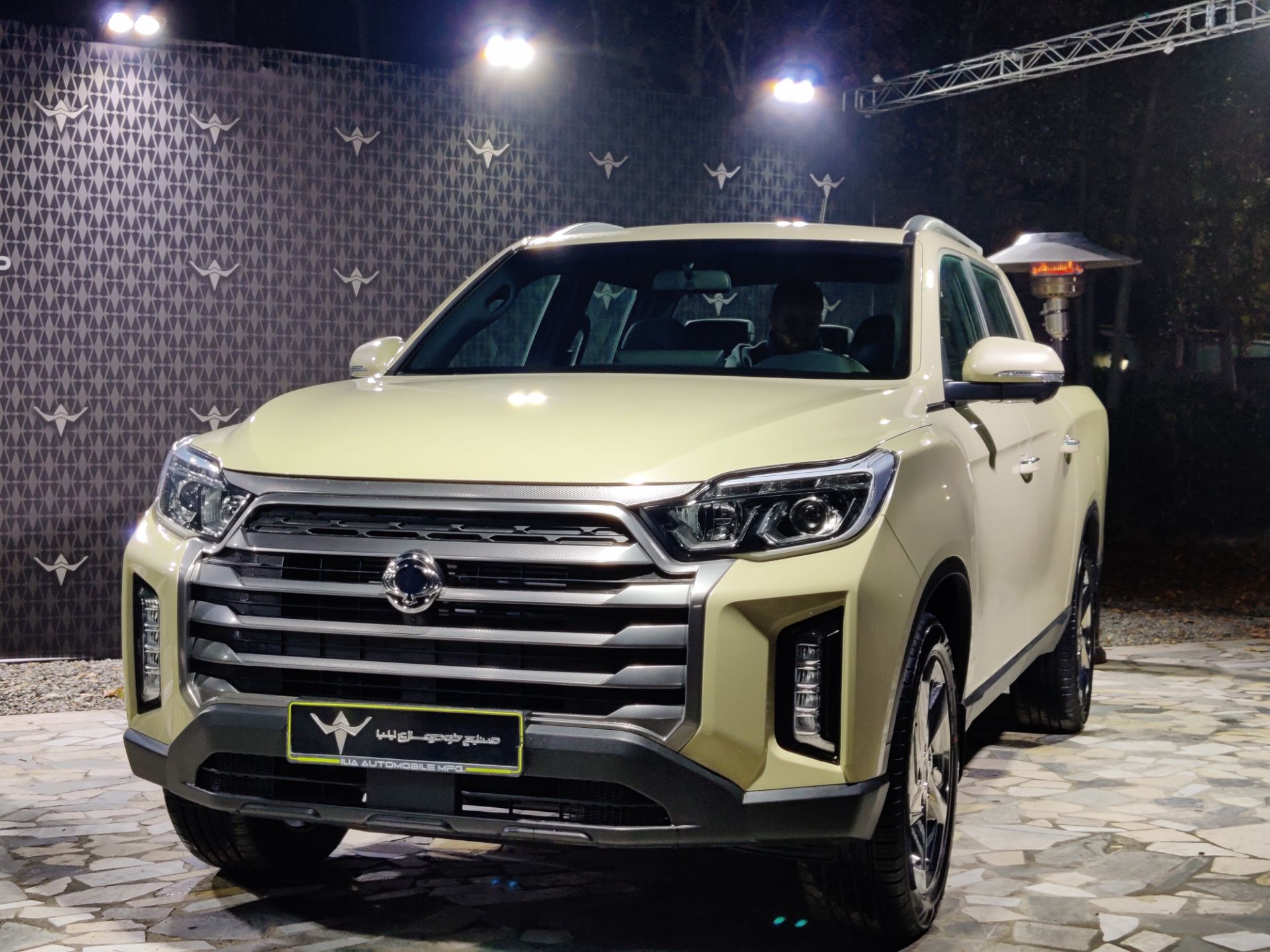 kgm-musso-grand-khan-iliaauto-unveiling-1