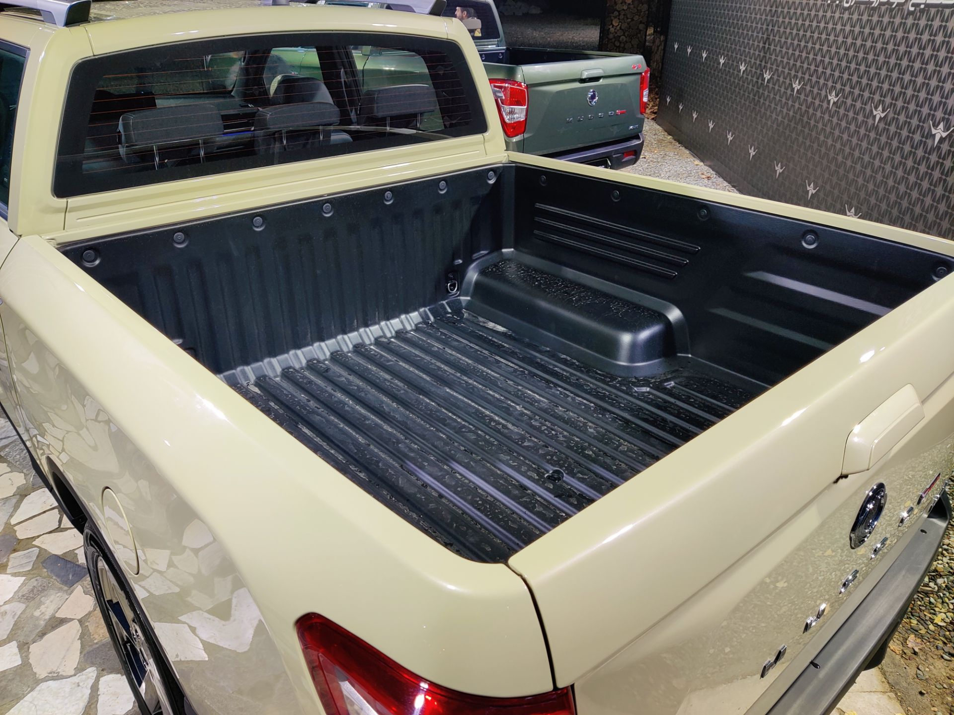 kgm-musso-grand-khan-iliaauto-unveiling-7