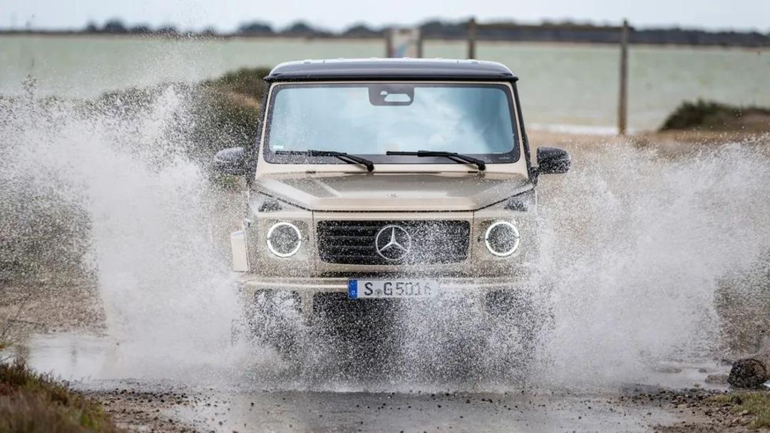 4-Mercedes-G-Class-review